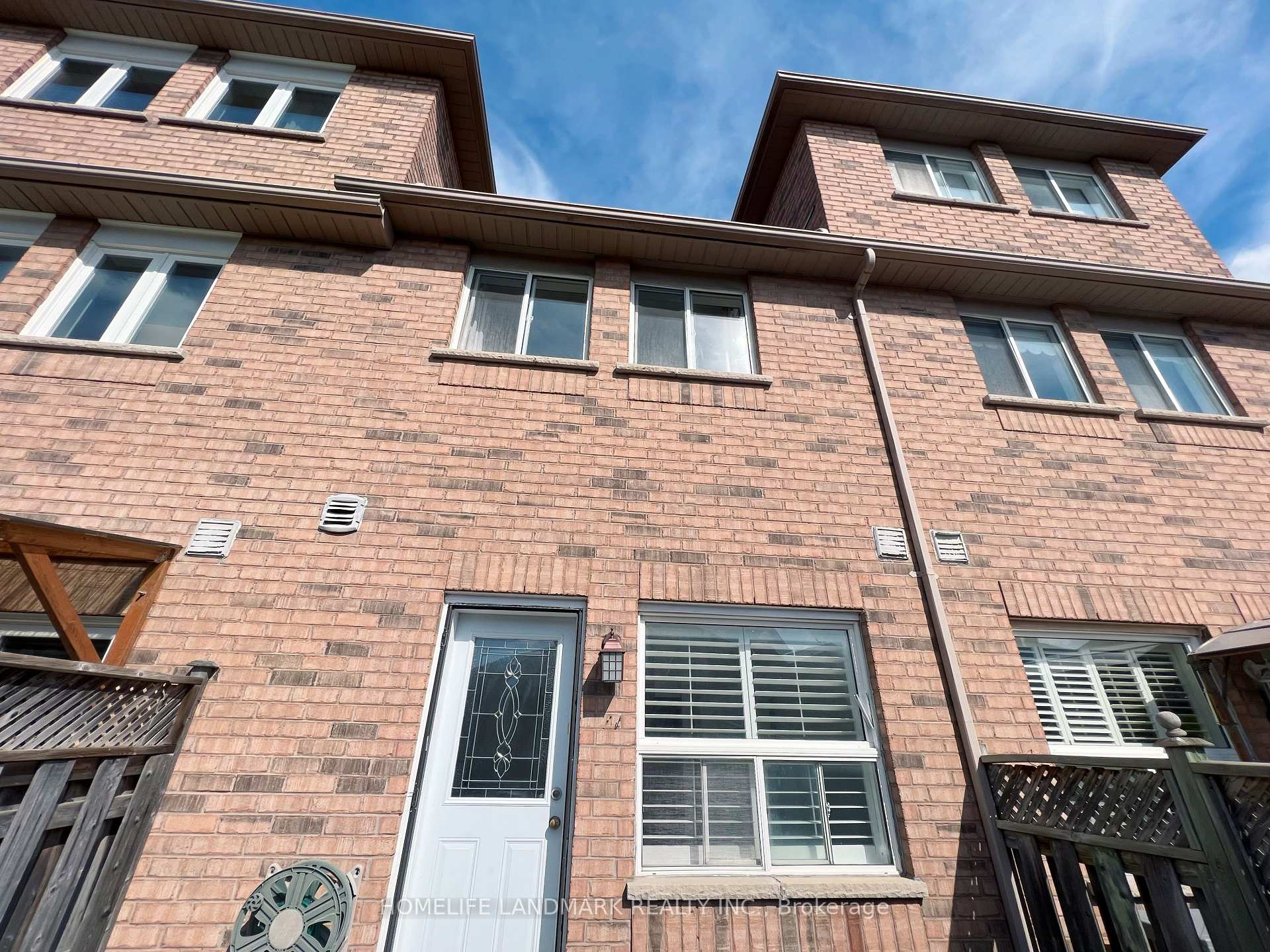 Photo 15 of 45 Bur Oak Avenue, Markham, Berczy — HOMEH