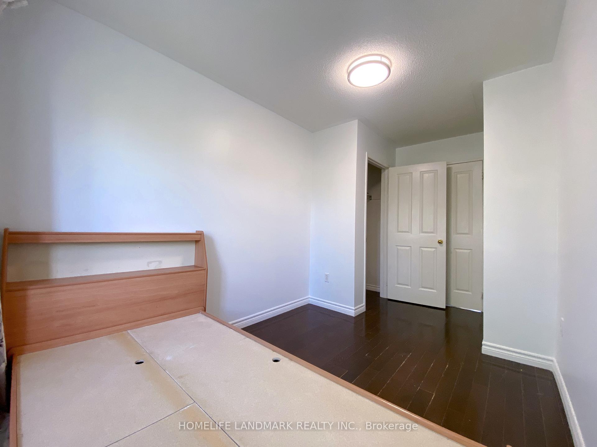 Photo 19 of 45 Bur Oak Avenue, Markham, Berczy — HOMEH