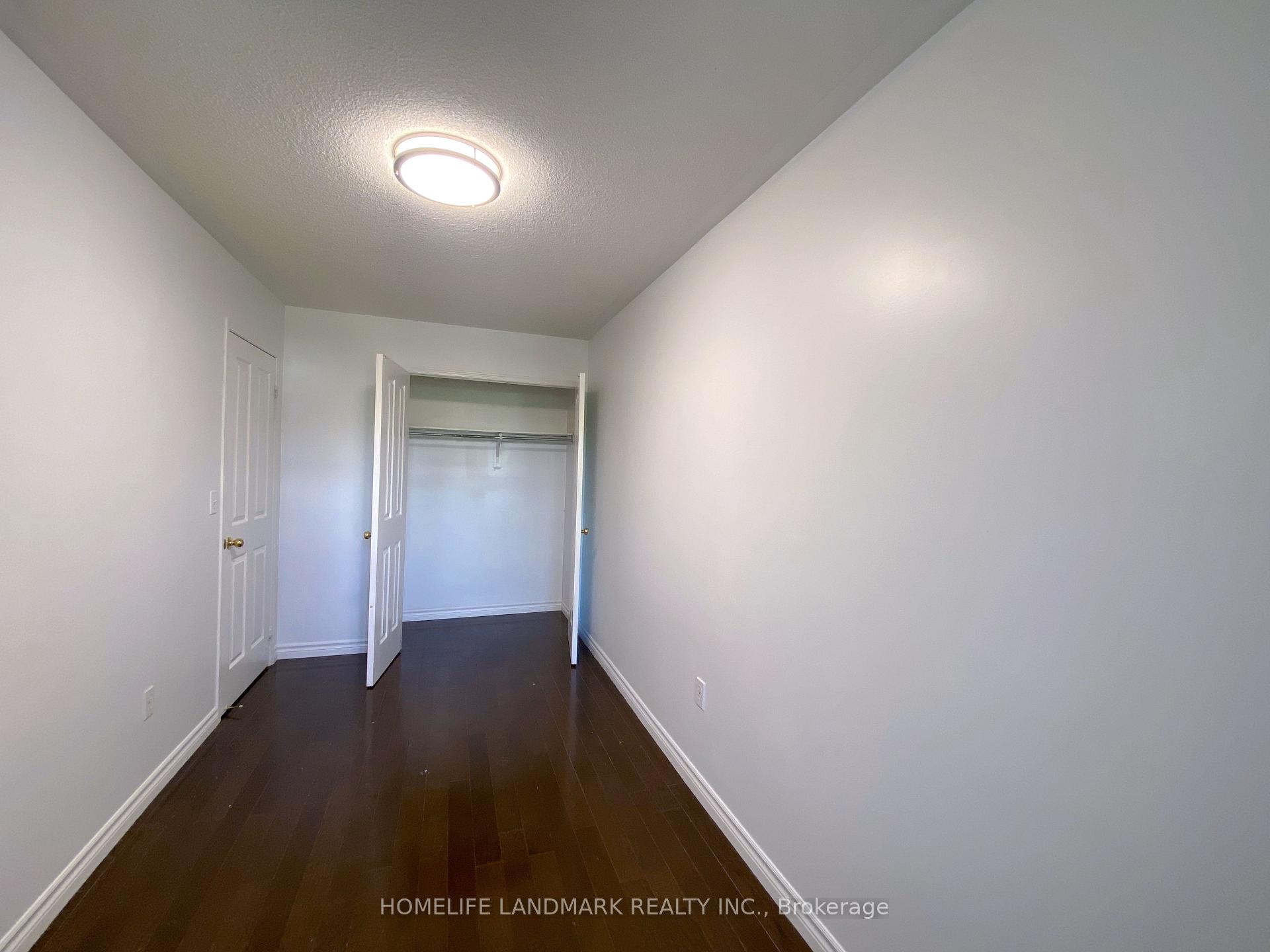 Photo 21 of 45 Bur Oak Avenue, Markham, Berczy — HOMEH