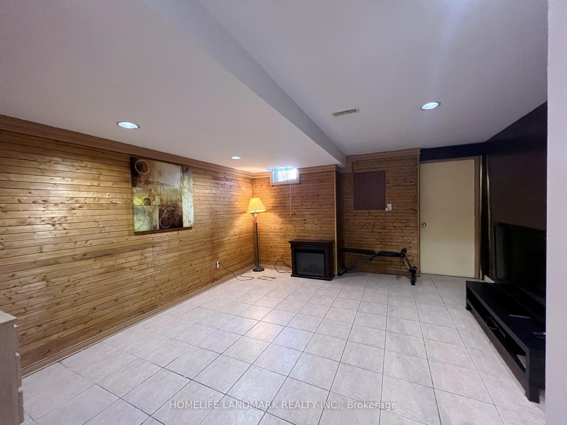 Photo 23 of 45 Bur Oak Avenue, Markham, Berczy — HOMEH