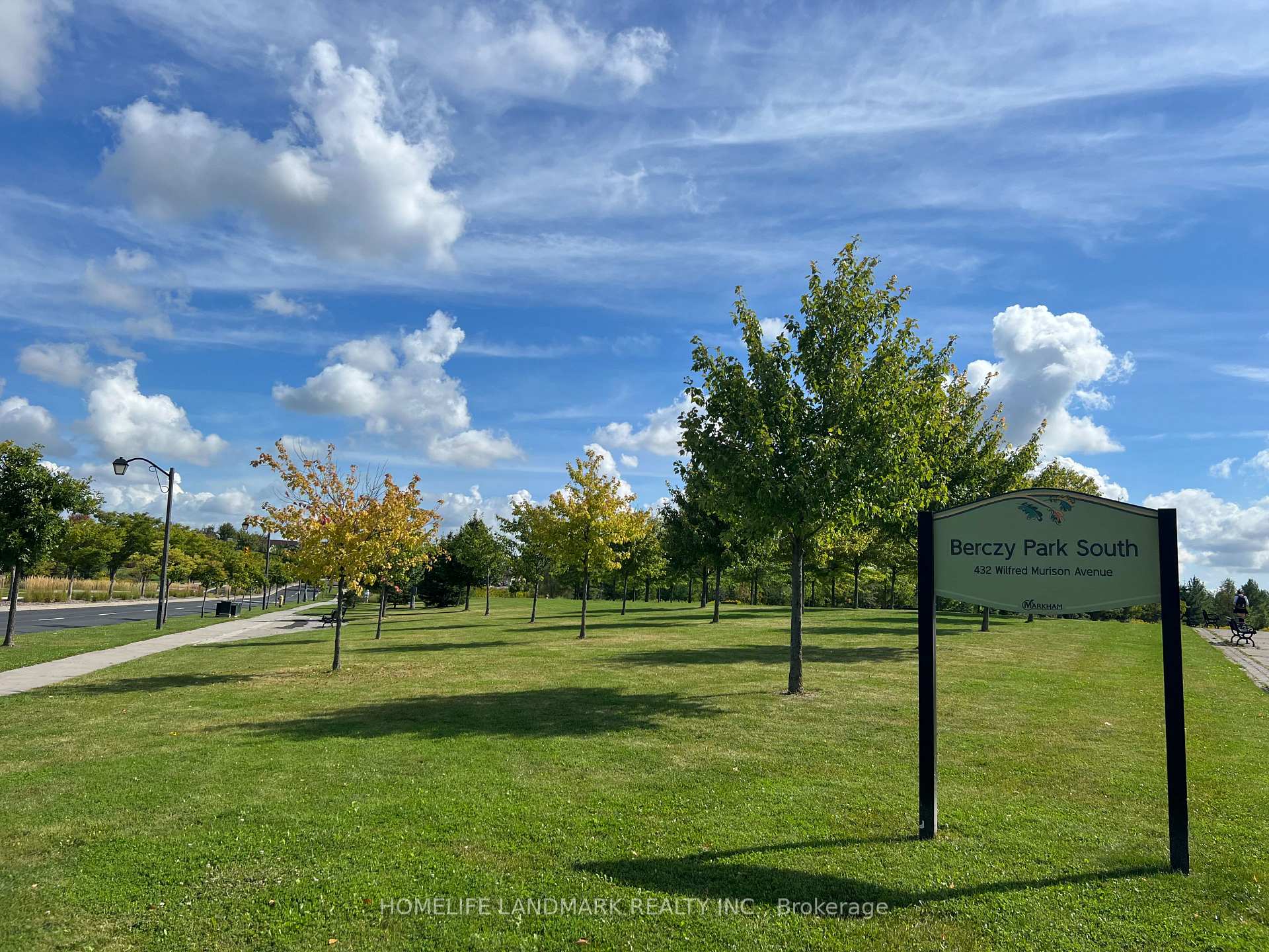 Photo 29 of 45 Bur Oak Avenue, Markham, Berczy — HOMEH