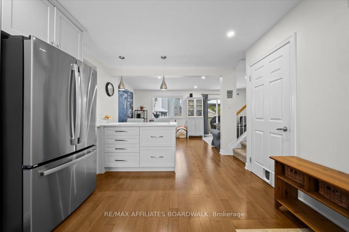 Photo 6 of 360 Pickford Drive, Ottawa, Kanata - Katimavik — HOMEH