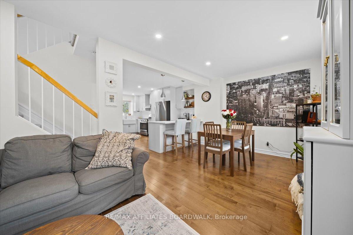 Photo 15 of 360 Pickford Drive, Ottawa, Kanata - Katimavik — HOMEH