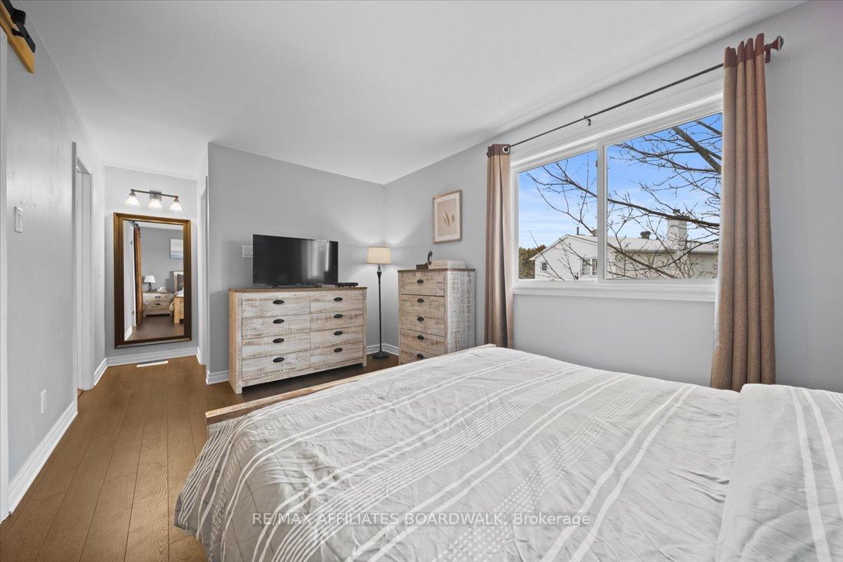 Photo 25 of 360 Pickford Drive, Ottawa, Kanata - Katimavik — HOMEH