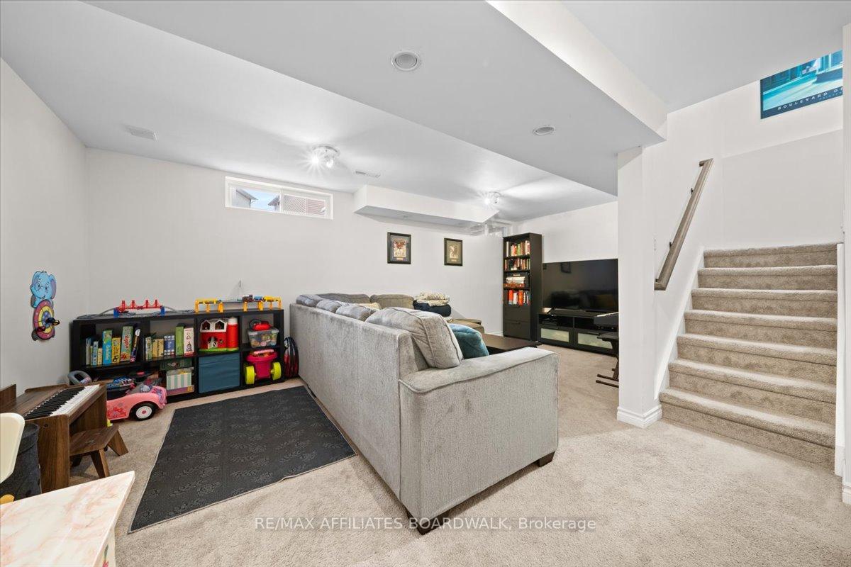 Photo 28 of 360 Pickford Drive, Ottawa, Kanata - Katimavik — HOMEH