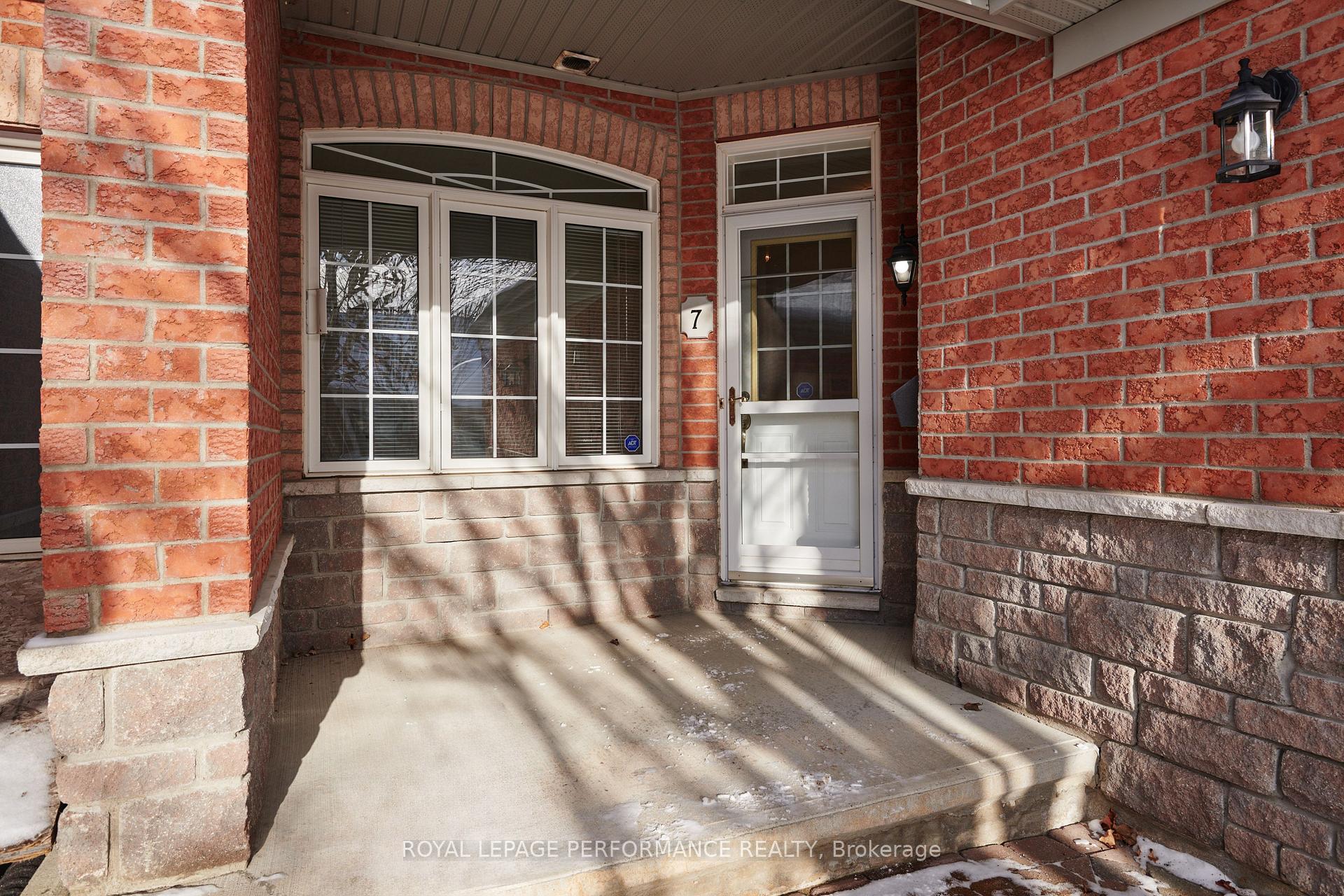 Photo 3 of 7 Kinmount, Ottawa, Kanata - Kanata Lakes/Heritage Hills — HOMEH