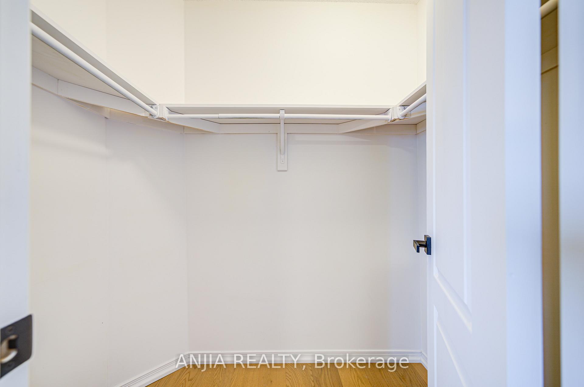 Photo 26 of 28 Reston Ridge Street, Markham, Greensborough — HOMEH