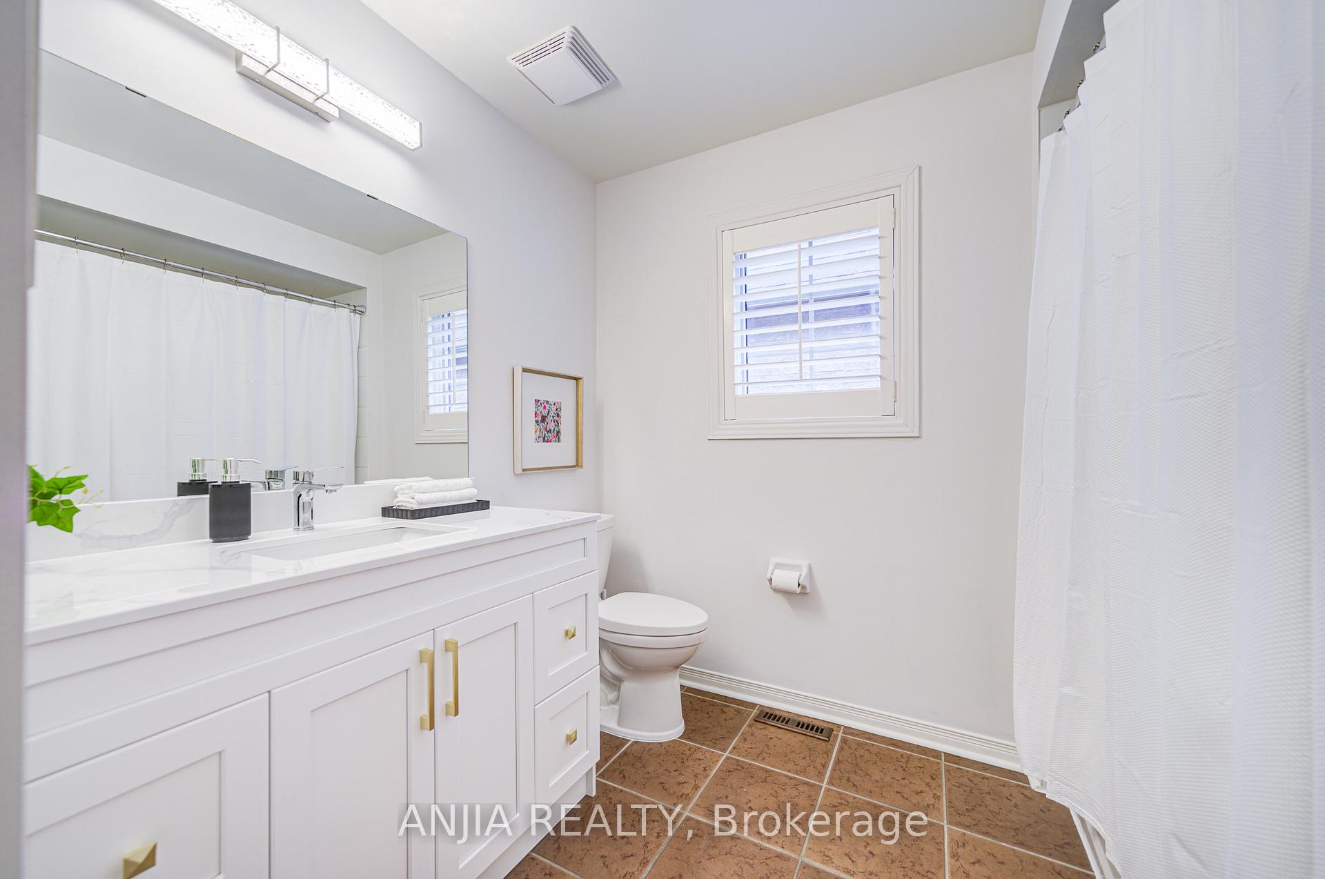 Photo 27 of 28 Reston Ridge Street, Markham, Greensborough — HOMEH