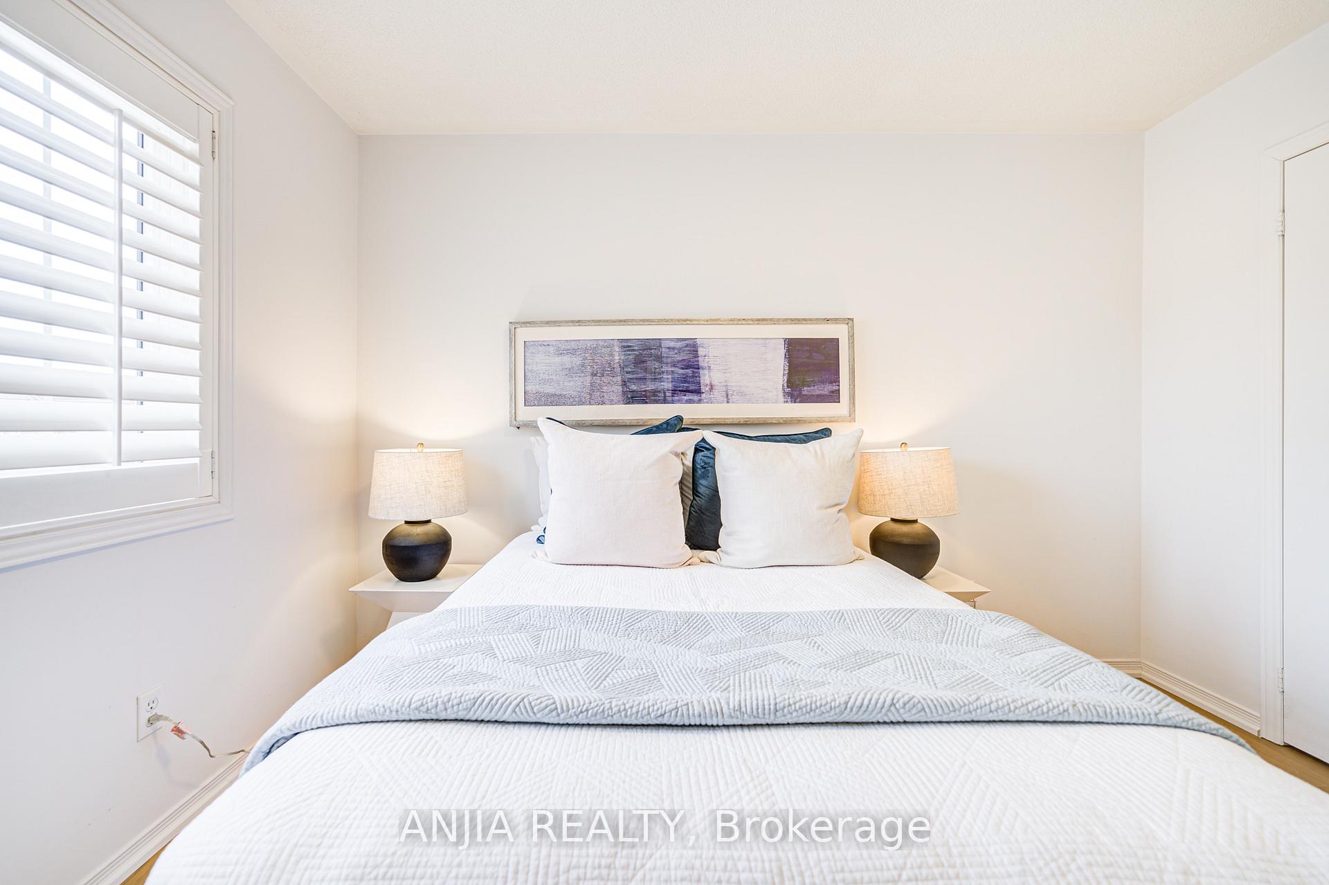 Photo 29 of 28 Reston Ridge Street, Markham, Greensborough — HOMEH