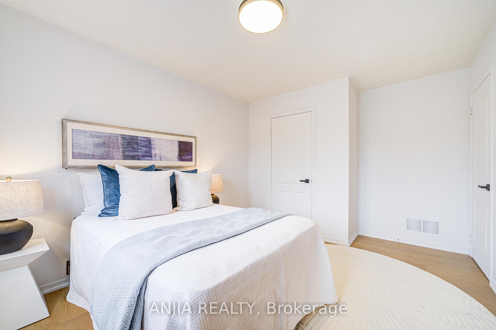 Photo 31 of 28 Reston Ridge Street, Markham, Greensborough — HOMEH