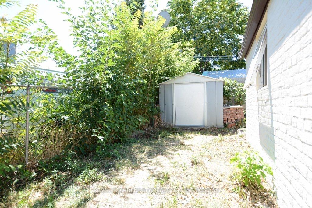 Photo 12 of 114 Ferguson Avenue N, Hamilton, Beasley — HOMEH