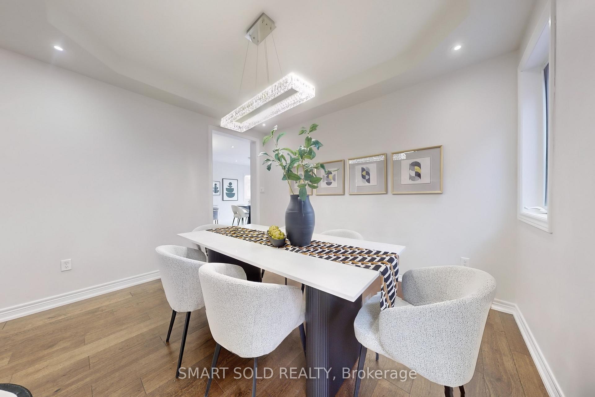 Photo 9 of 75 Beckett Avenue, Markham, Berczy — HOMEH