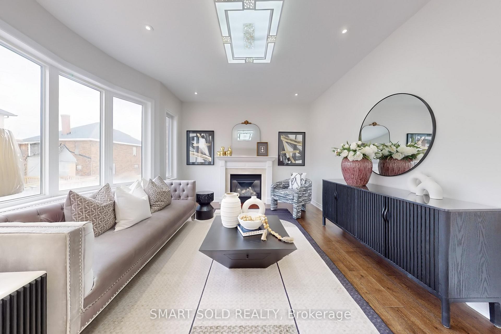 Photo 12 of 75 Beckett Avenue, Markham, Berczy — HOMEH