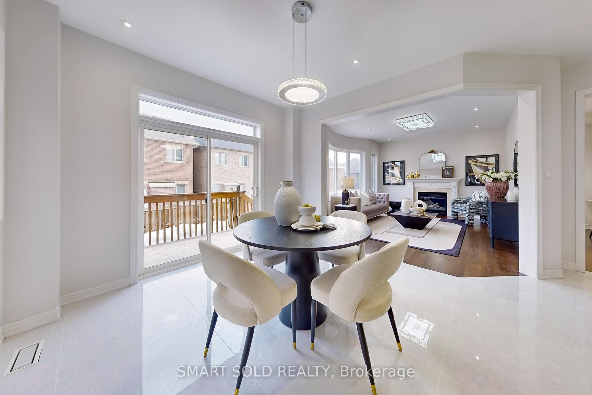 Photo 21 of 75 Beckett Avenue, Markham, Berczy — HOMEH