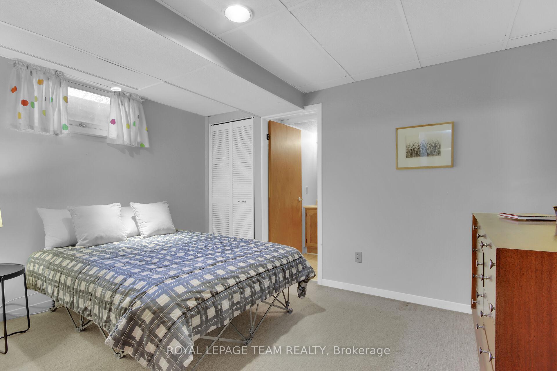 Photo 25 of 49 Rutherford Way, Ottawa, Kanata - Beaverbrook — HOMEH