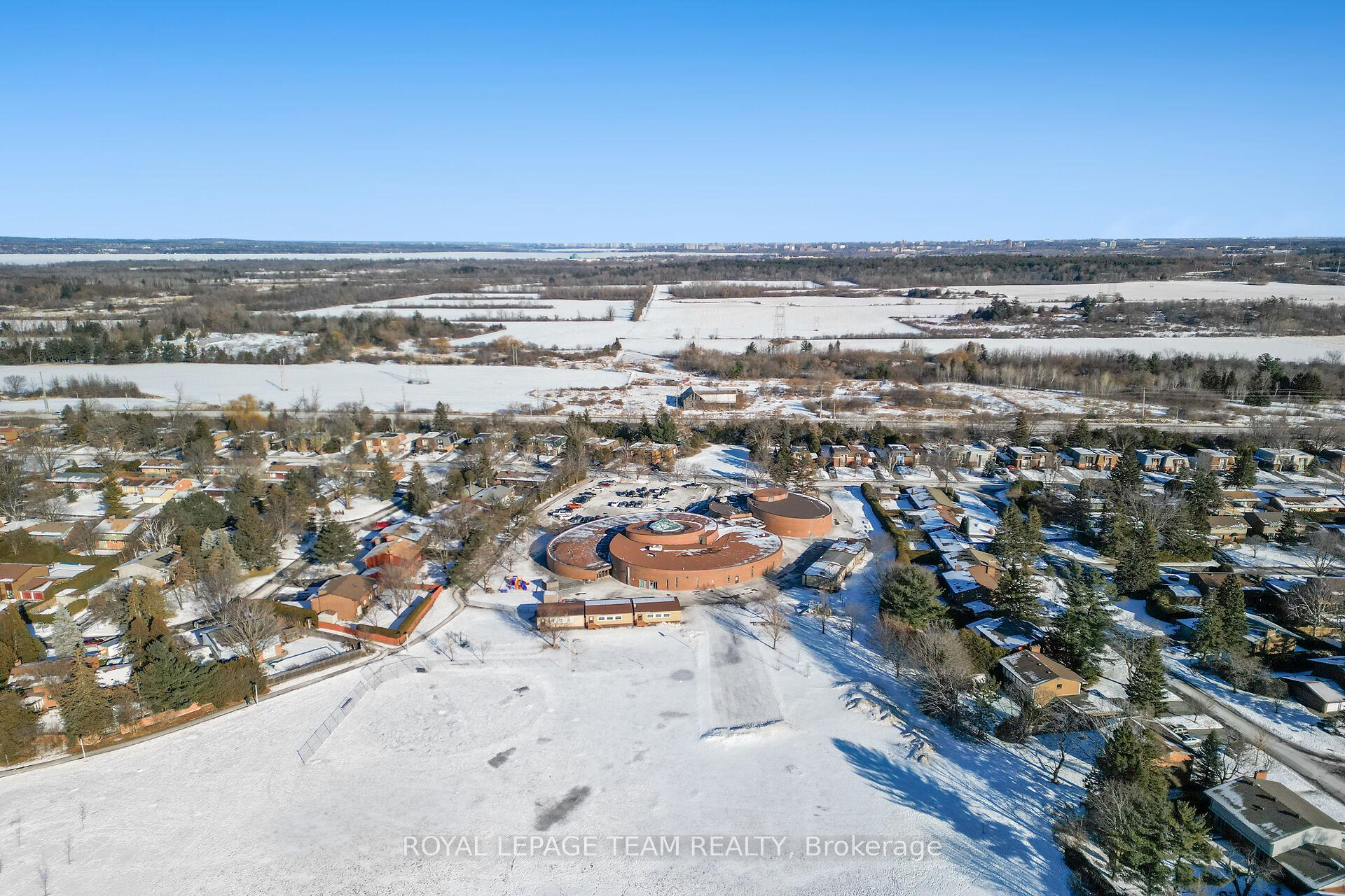 Photo 39 of 49 Rutherford Way, Ottawa, Kanata - Beaverbrook — HOMEH