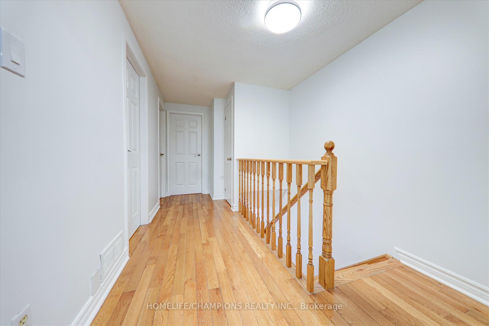 Photo 20 of 4 Croxley Green Drive, Markham, Milliken Mills West — HOMEH