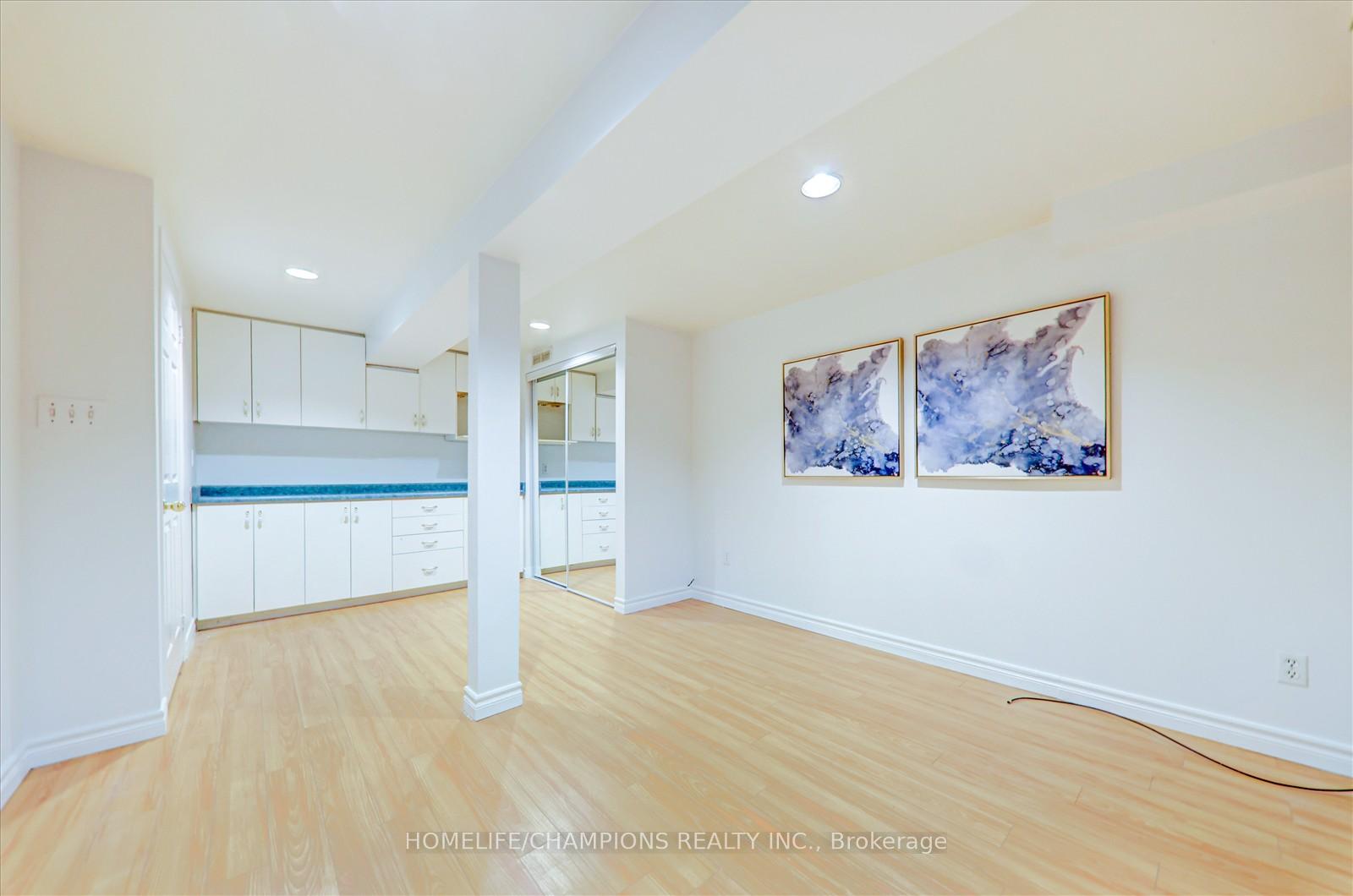 Photo 33 of 4 Croxley Green Drive, Markham, Milliken Mills West — HOMEH