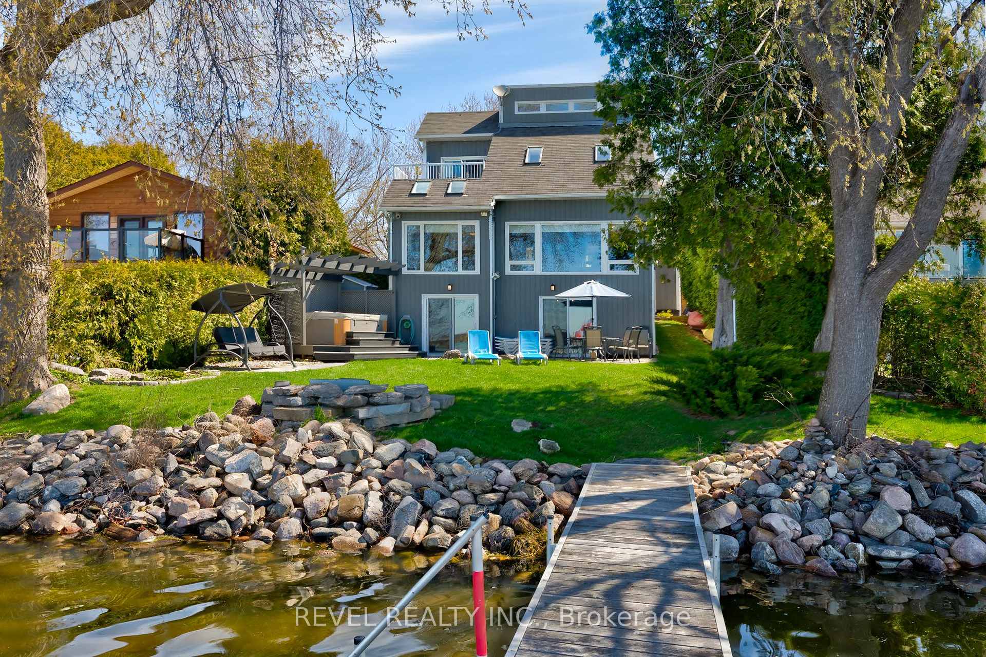 Photo 1 of 28 Wakeford Road, Kawartha Lakes, Mariposa — HOMEH