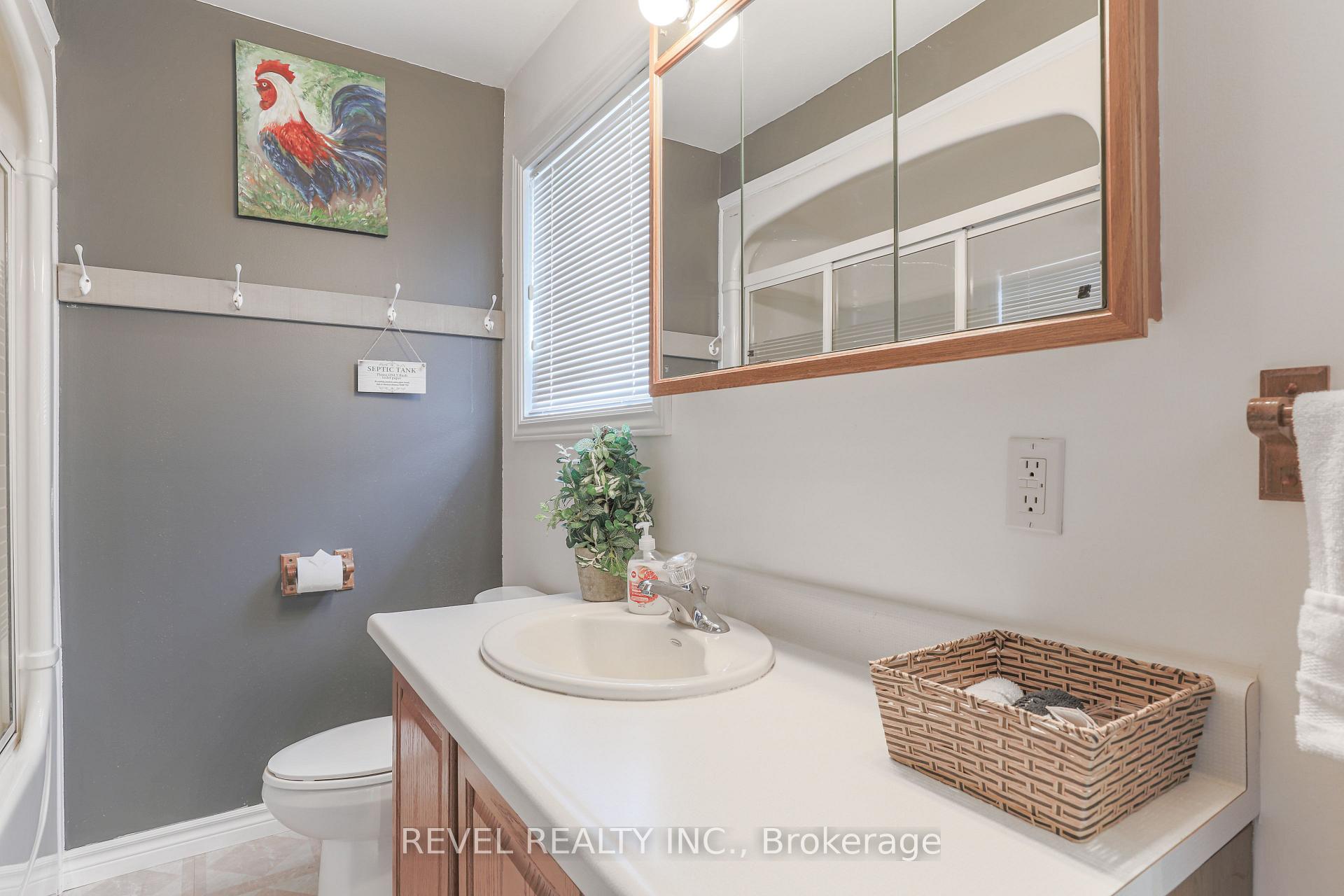 Photo 13 of 28 Wakeford Road, Kawartha Lakes, Mariposa — HOMEH