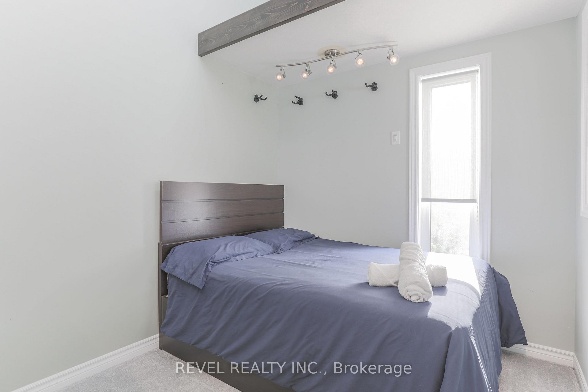 Photo 16 of 28 Wakeford Road, Kawartha Lakes, Mariposa — HOMEH