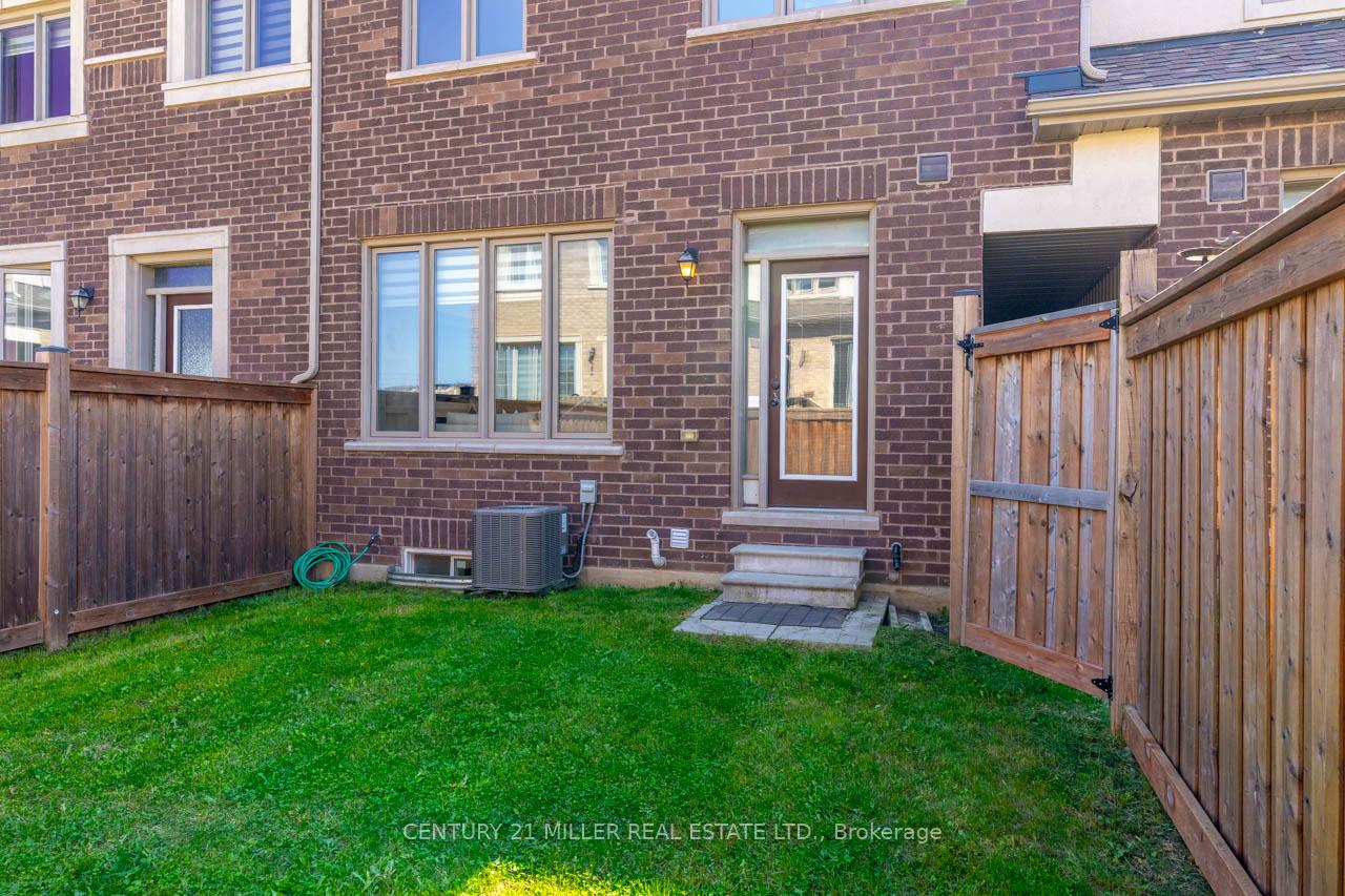 Photo 24 of 477 Izumi Gate, Milton, Ford — HOMEH
