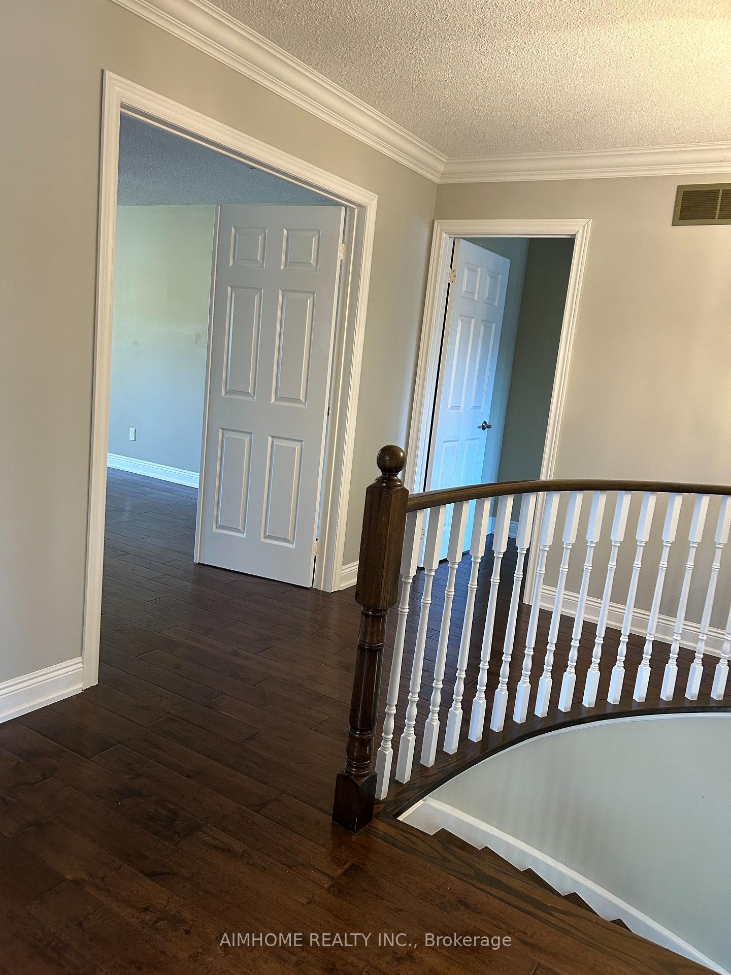 Photo 12 of 57 Mckelvey Drive, Markham, Aileen-Willowbrook — HOMEH