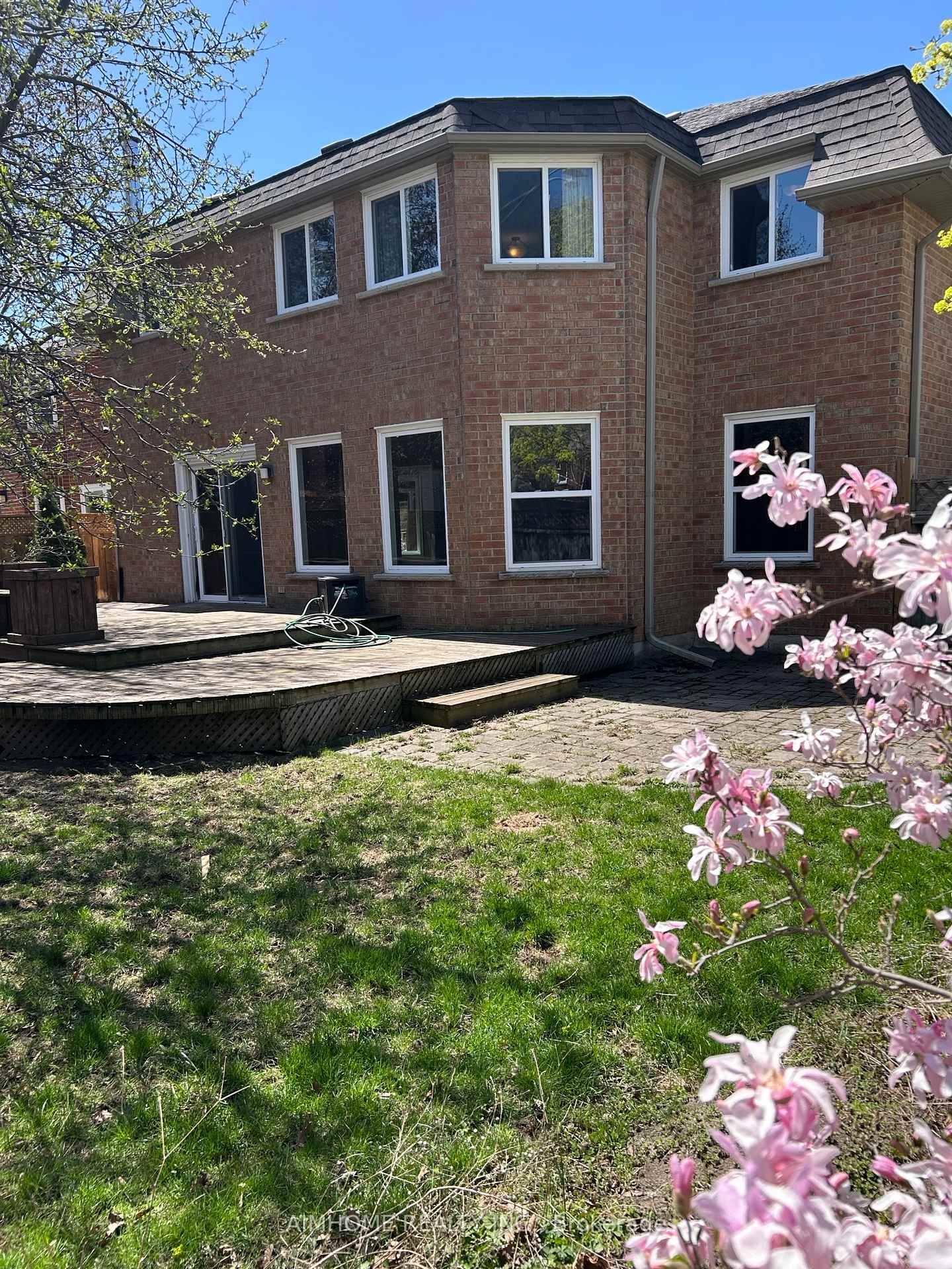 Photo 24 of 57 Mckelvey Drive, Markham, Aileen-Willowbrook — HOMEH
