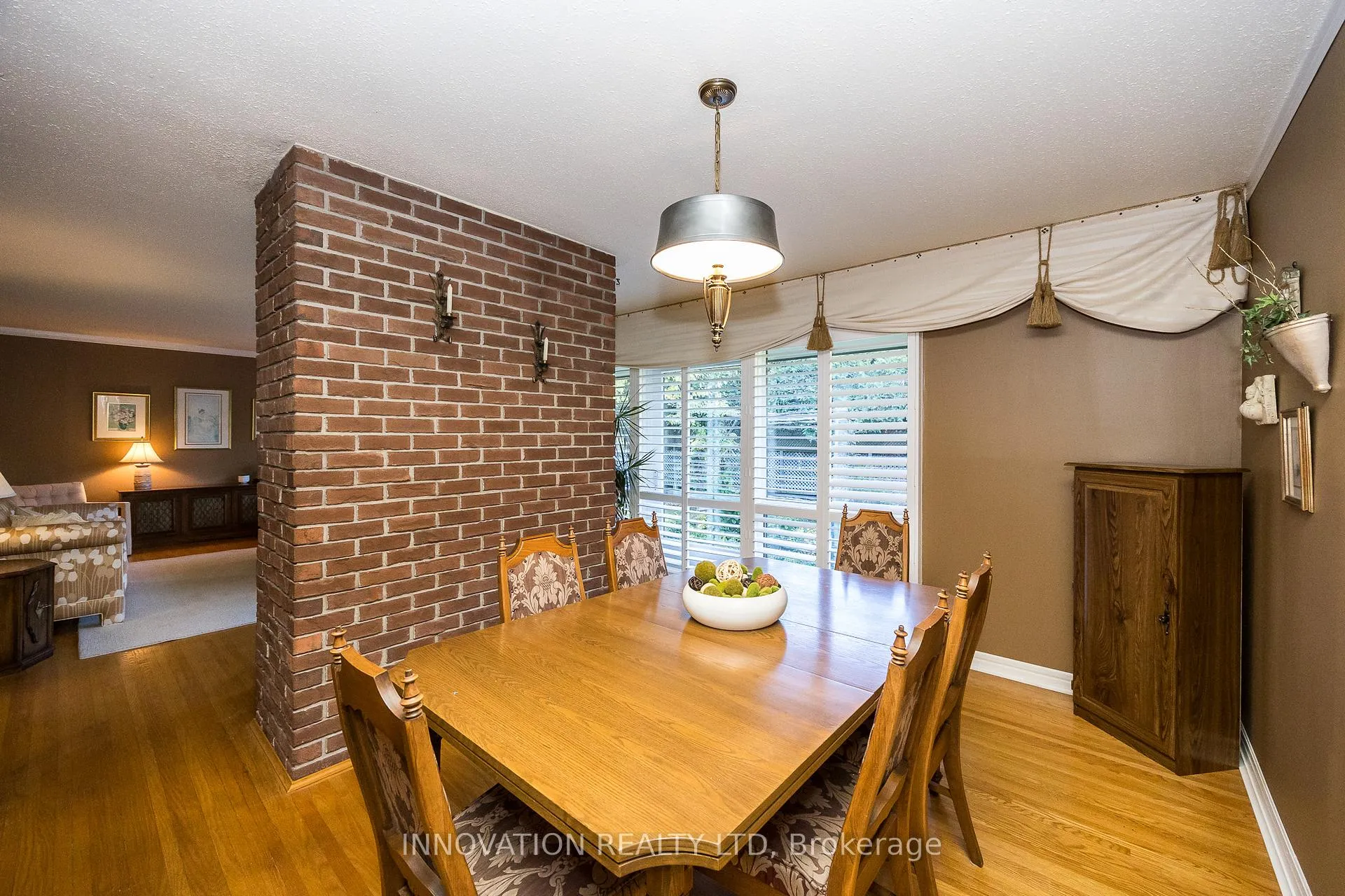 Photo 11 of 52 The Parkway, Ottawa, Kanata - Beaverbrook — HOMEH