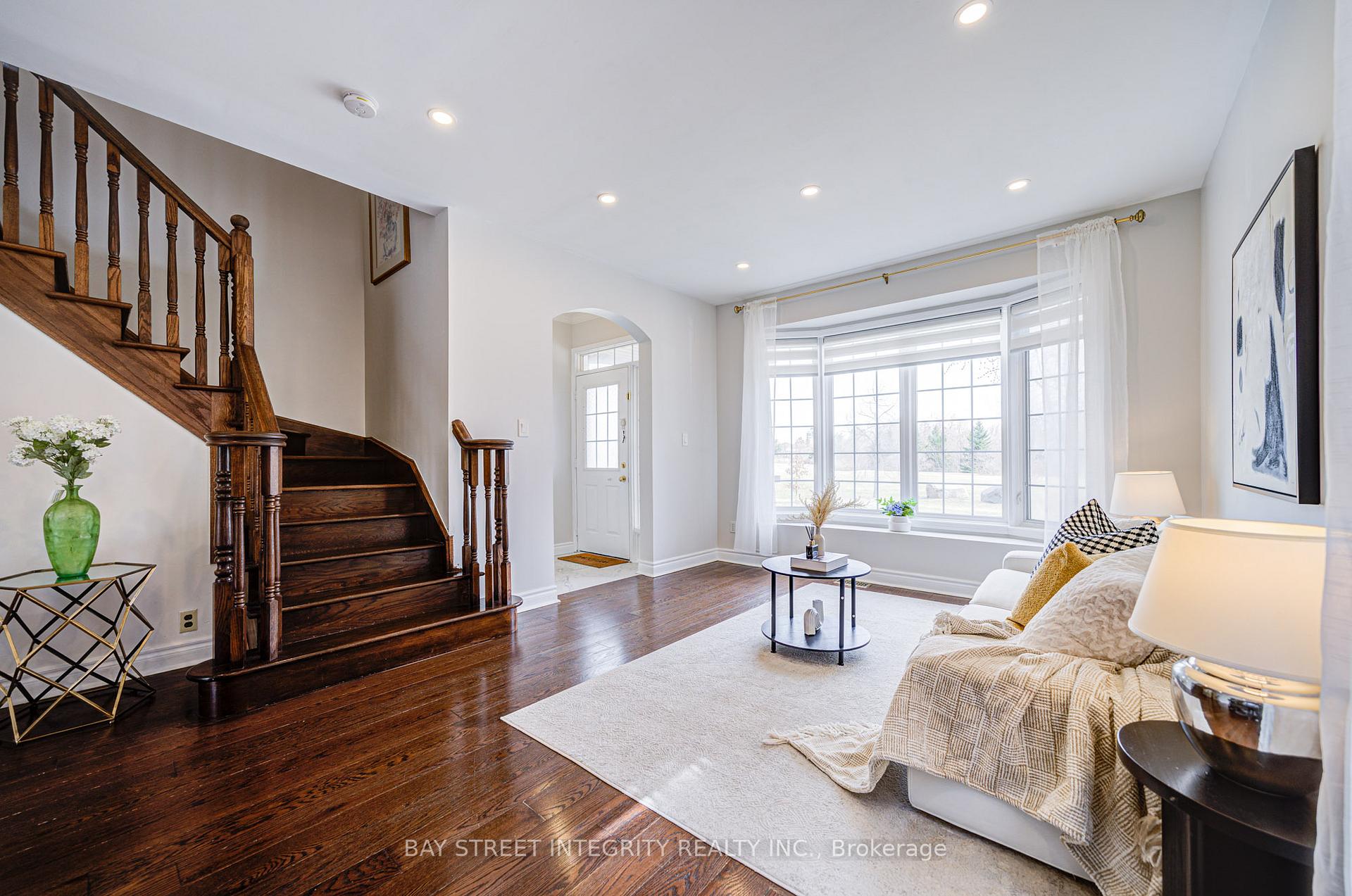 Photo 4 of 50 Dogwood Street, Markham, Wismer — HOMEH