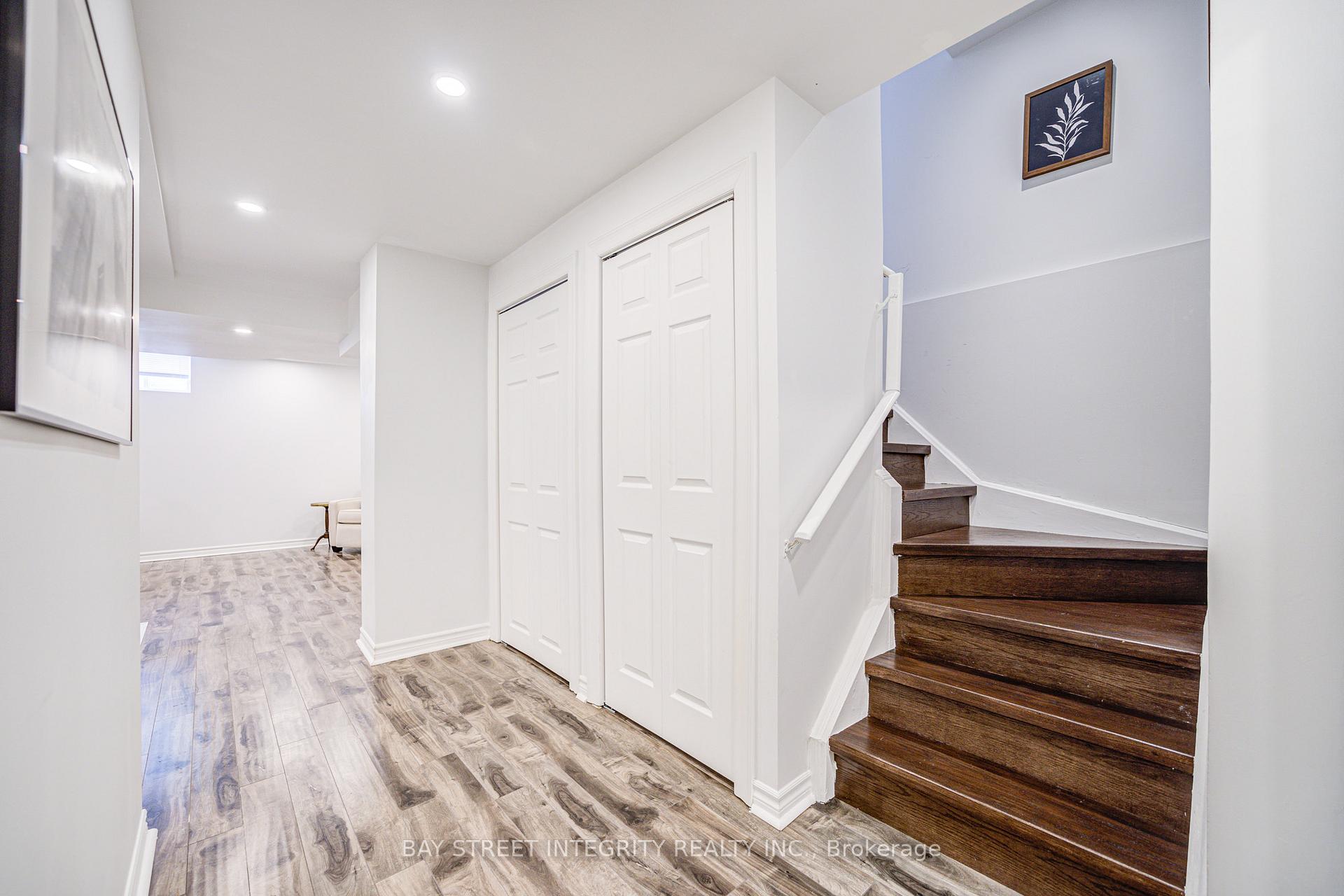 Photo 37 of 50 Dogwood Street, Markham, Wismer — HOMEH