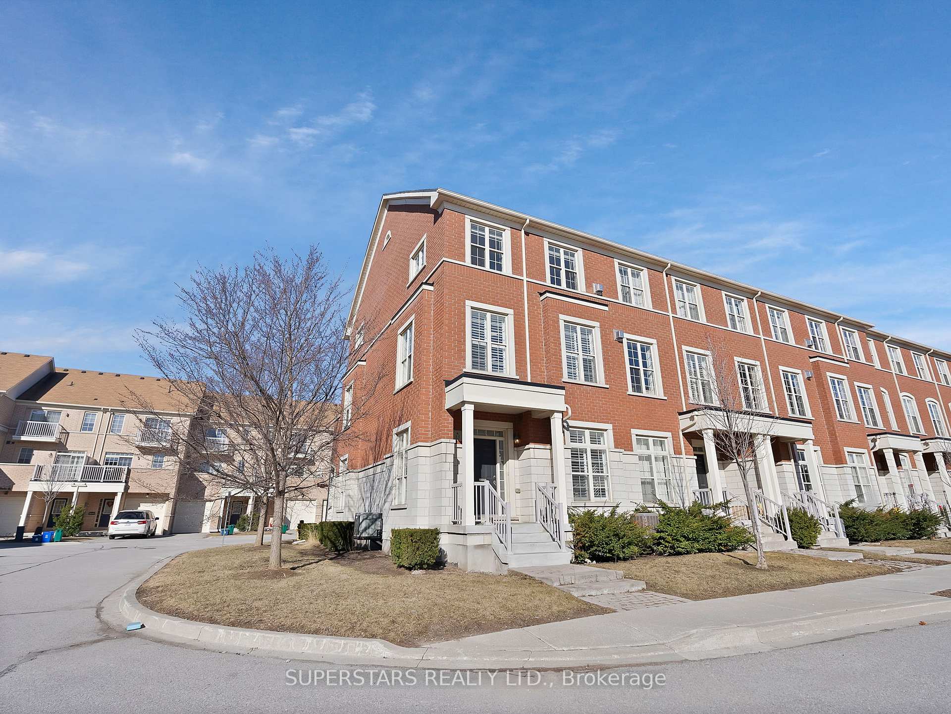 Photo 2 of 13 Haute Lane, Markham, Cathedraltown — HOMEH