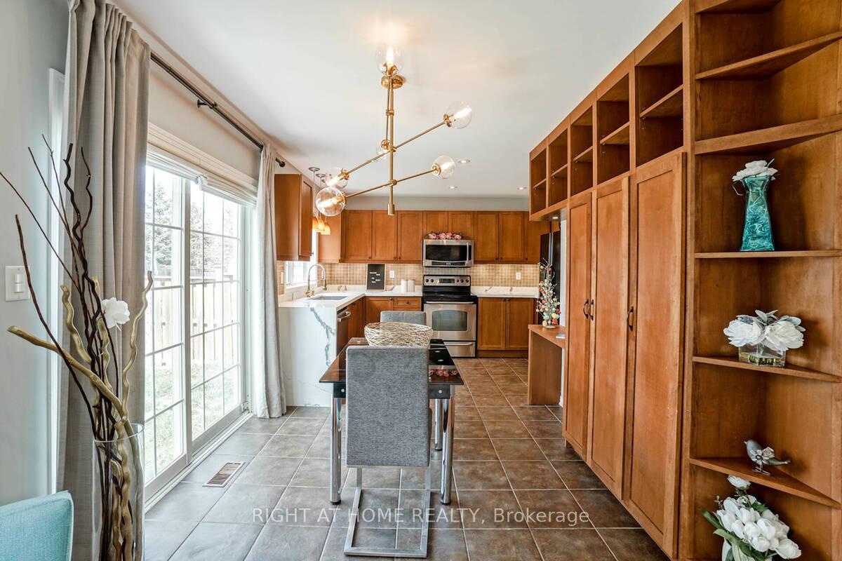Photo 15 of 775 Bessy Trail, Milton, Coates — HOMEH