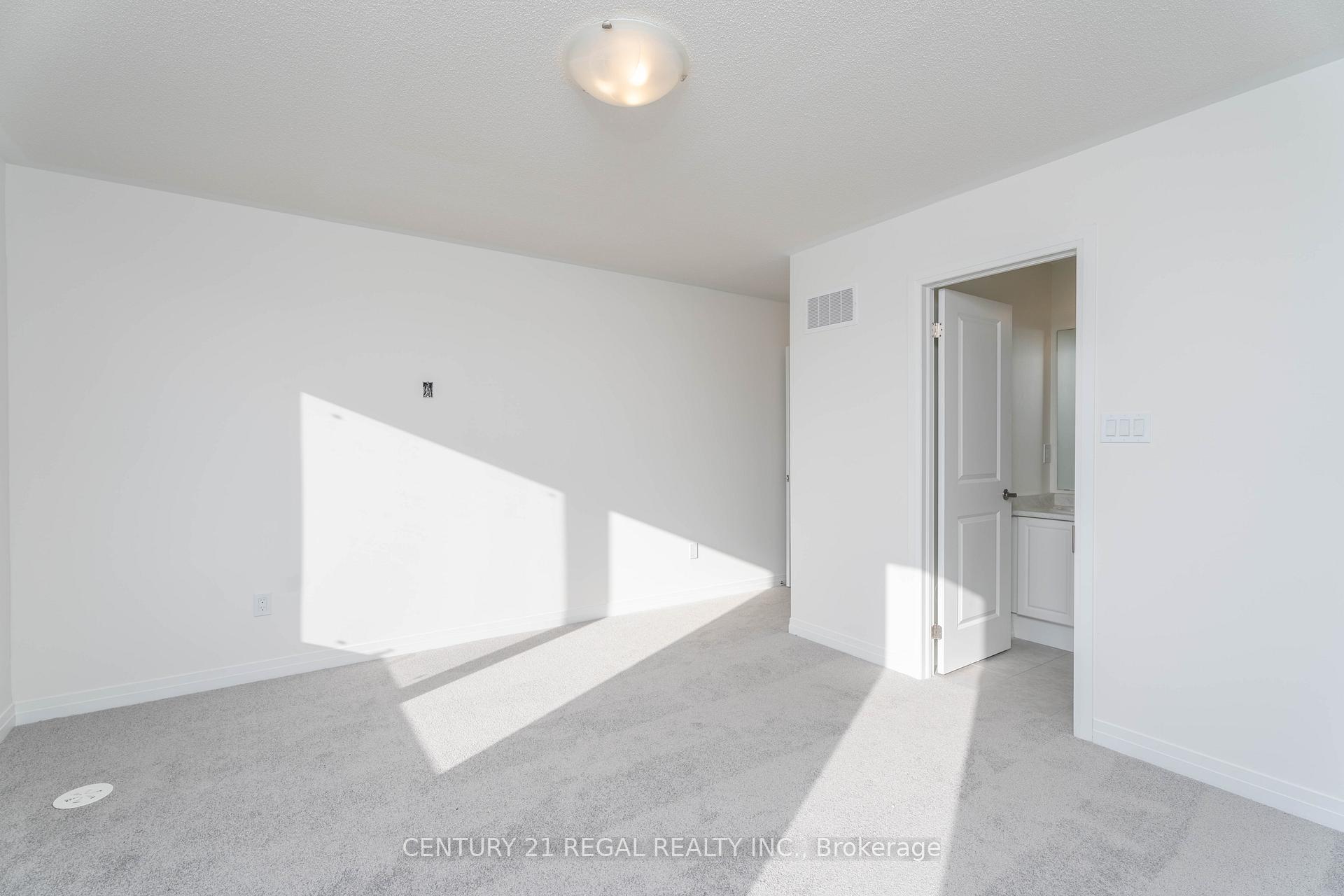 Photo 11 of 19 Carneros Way, Markham, Box Grove — HOMEH