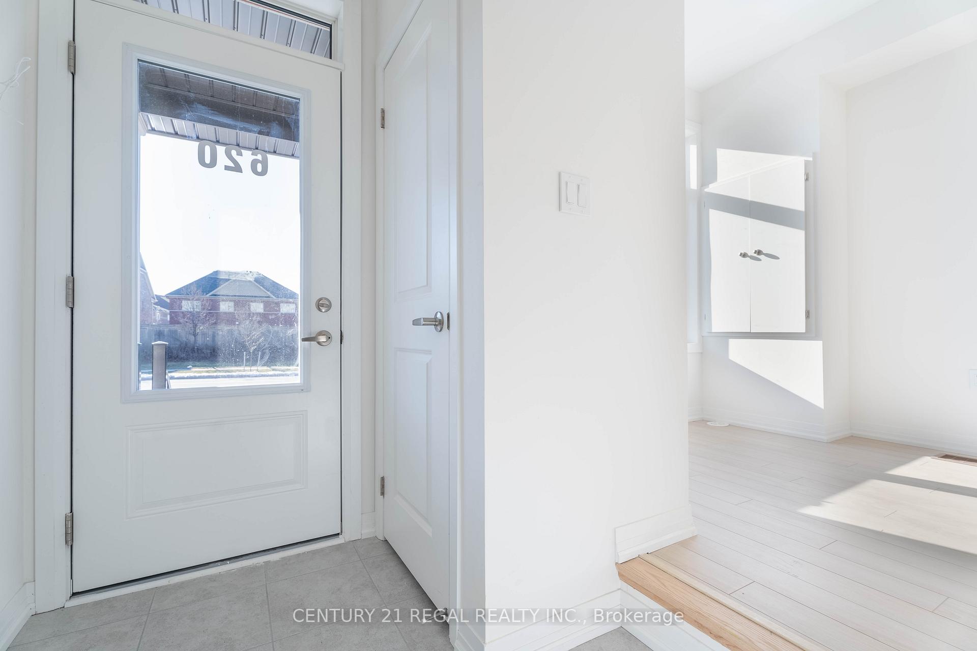 Photo 25 of 19 Carneros Way, Markham, Box Grove — HOMEH