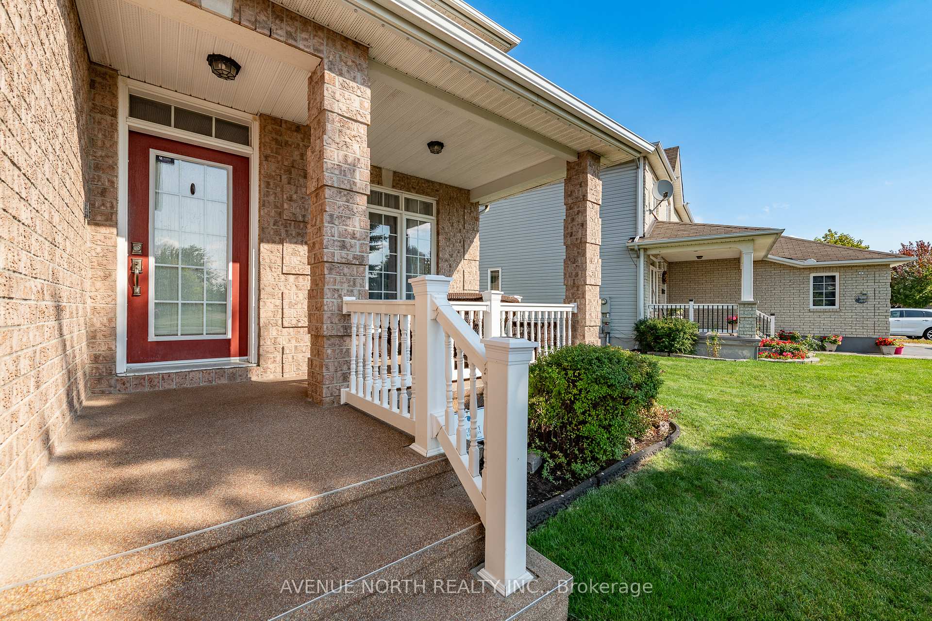 Photo 4 of 97 Bridle Park Drive, Ottawa, Kanata - Bridlewood — HOMEH