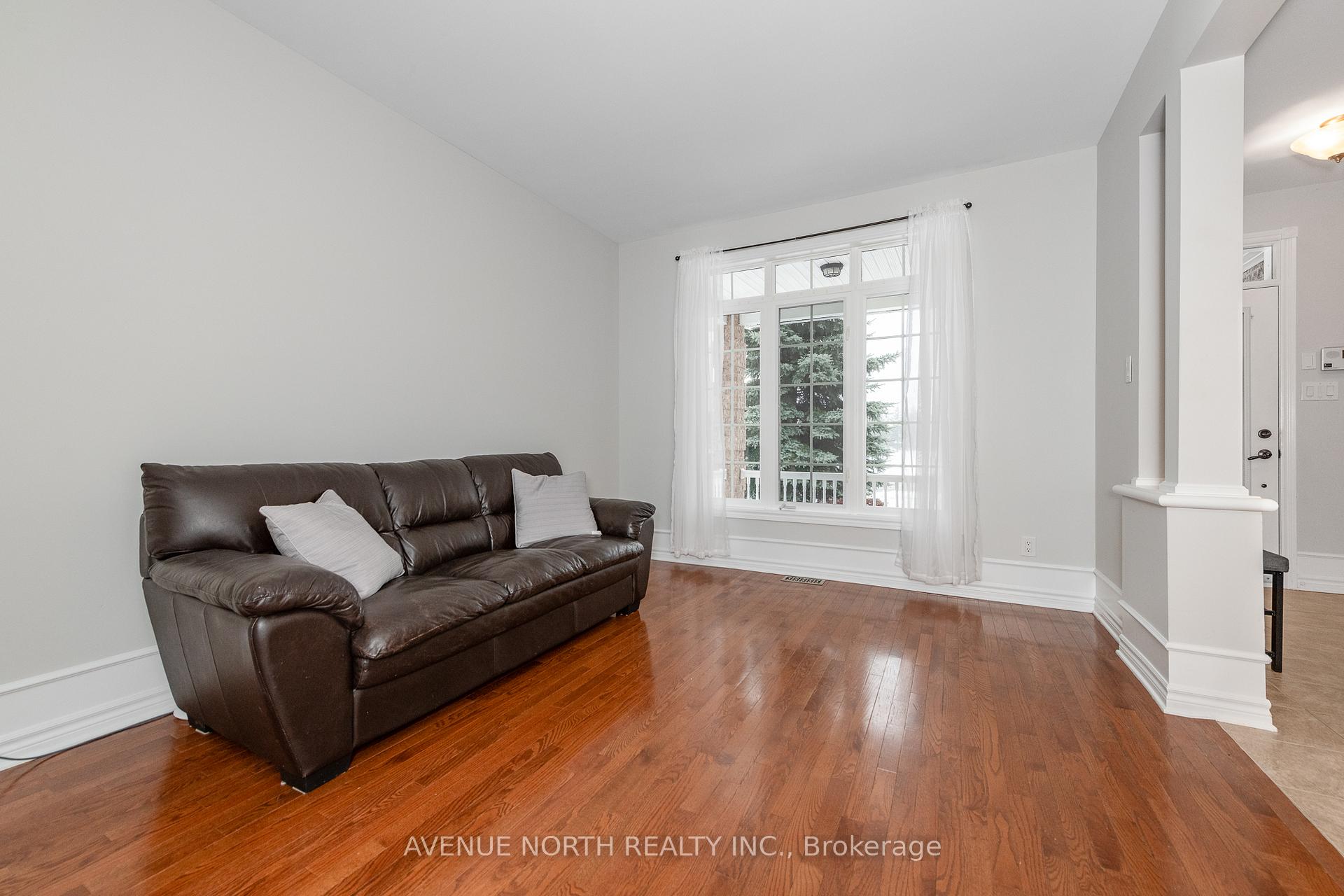 Photo 9 of 97 Bridle Park Drive, Ottawa, Kanata - Bridlewood — HOMEH
