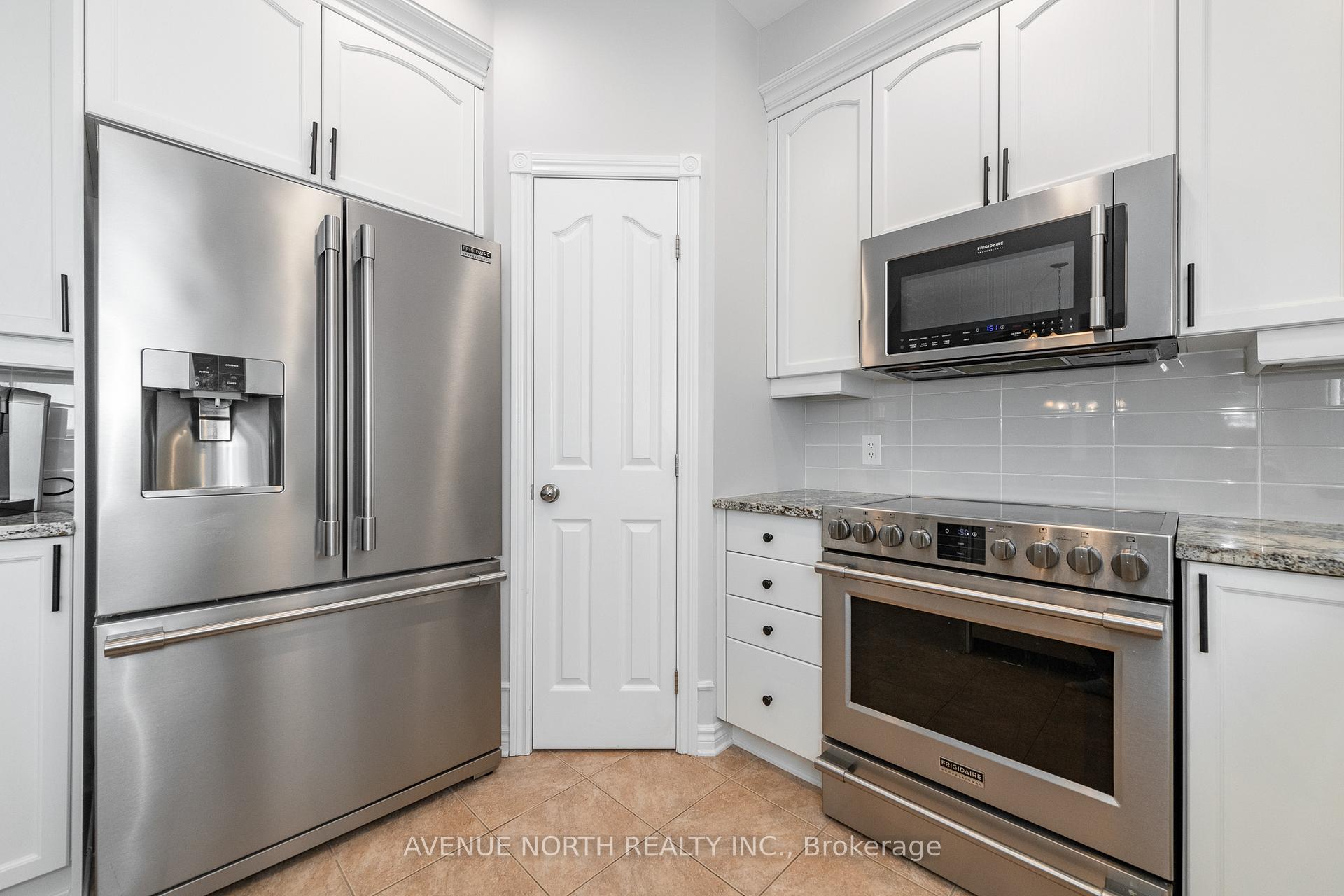 Photo 14 of 97 Bridle Park Drive, Ottawa, Kanata - Bridlewood — HOMEH