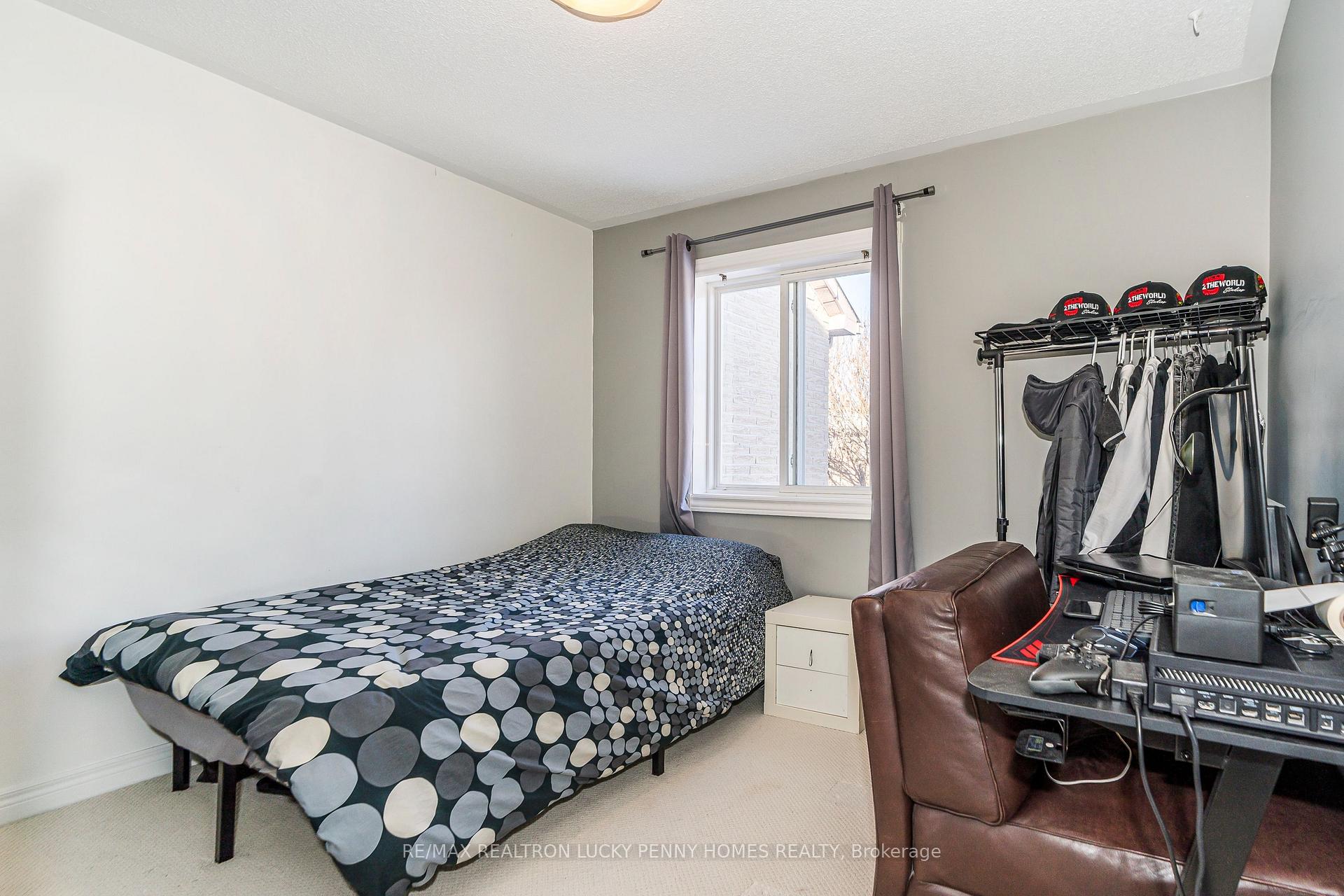 Photo 19 of 30 Sunway Square, Markham, Raymerville — HOMEH