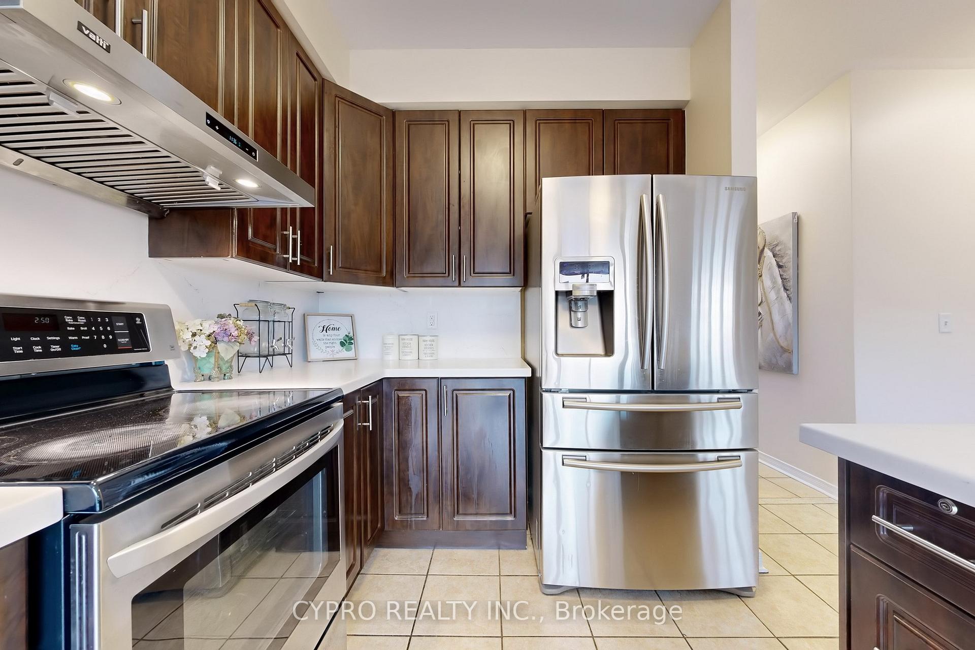 Photo 20 of 29 Lampton Crescent, Markham, Wismer — HOMEH
