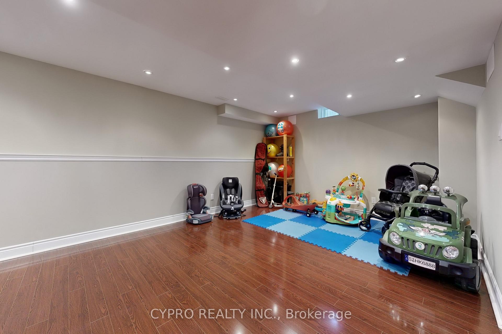 Photo 43 of 29 Lampton Crescent, Markham, Wismer — HOMEH