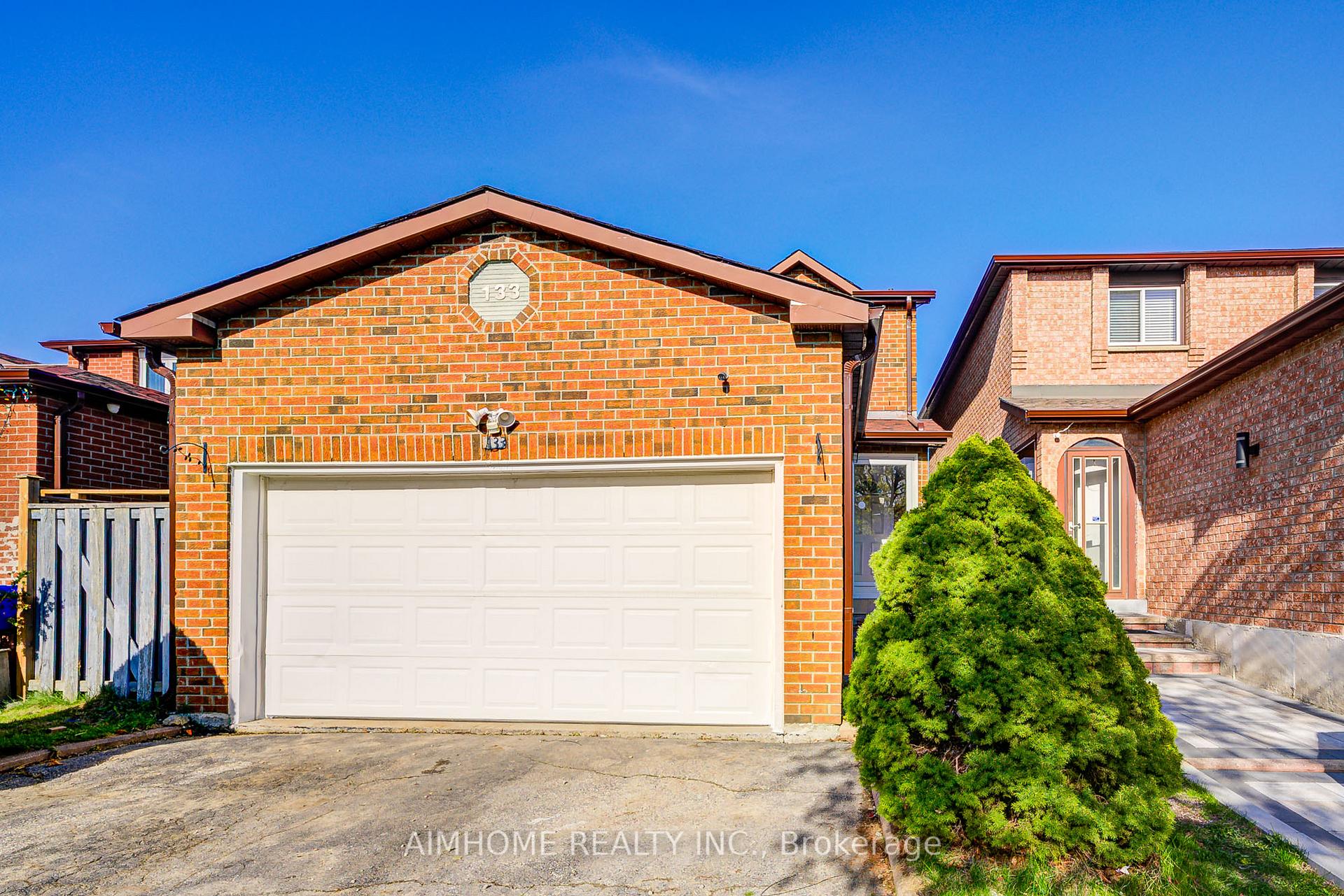 Photo 2 of 133 Ashmore Crescent, Markham, Milliken Mills East — HOMEH