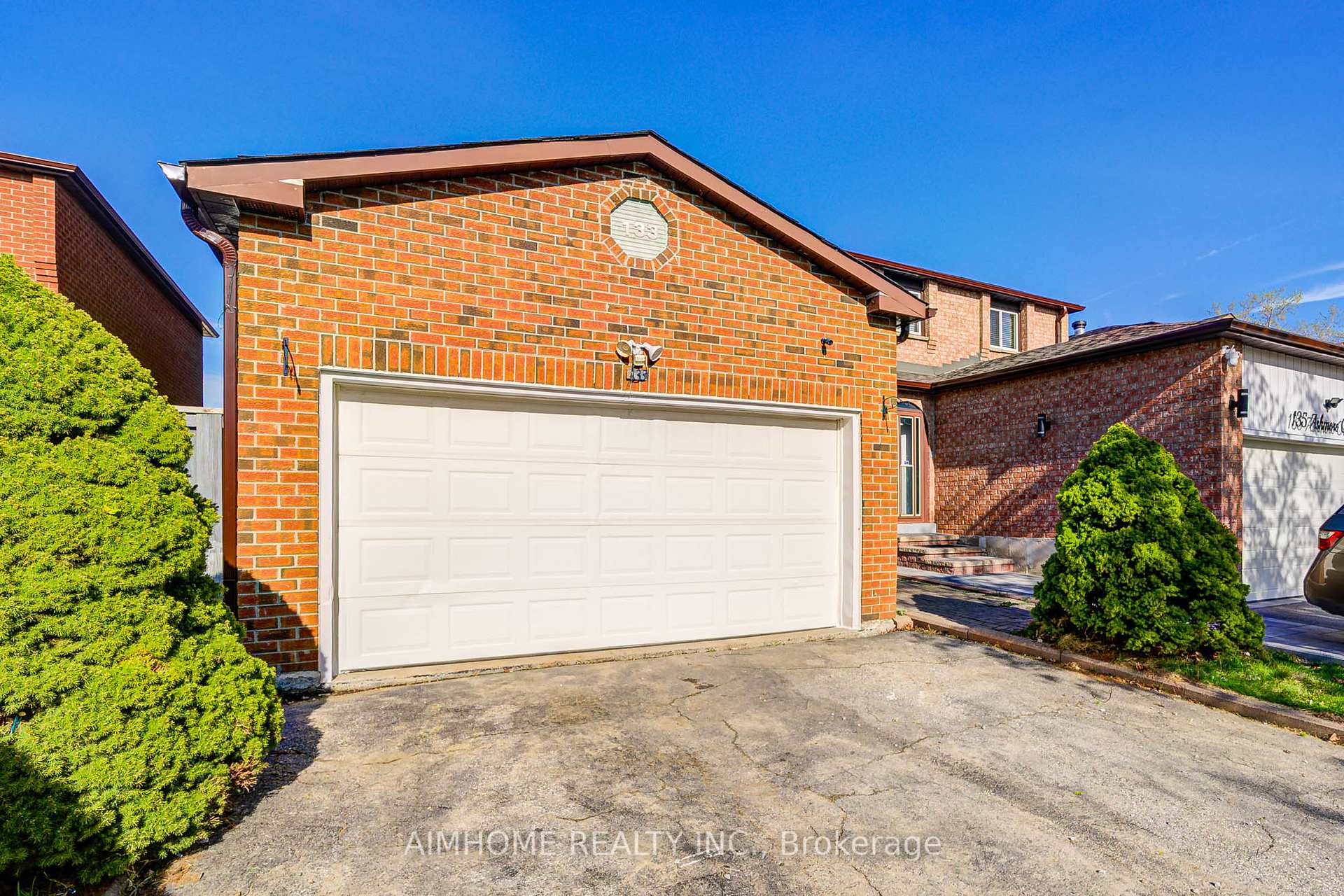 Photo 3 of 133 Ashmore Crescent, Markham, Milliken Mills East — HOMEH