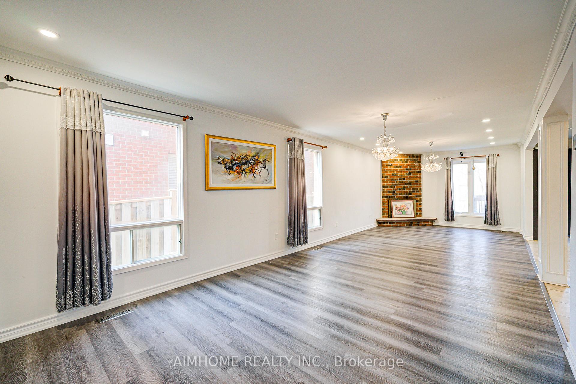 Photo 11 of 133 Ashmore Crescent, Markham, Milliken Mills East — HOMEH