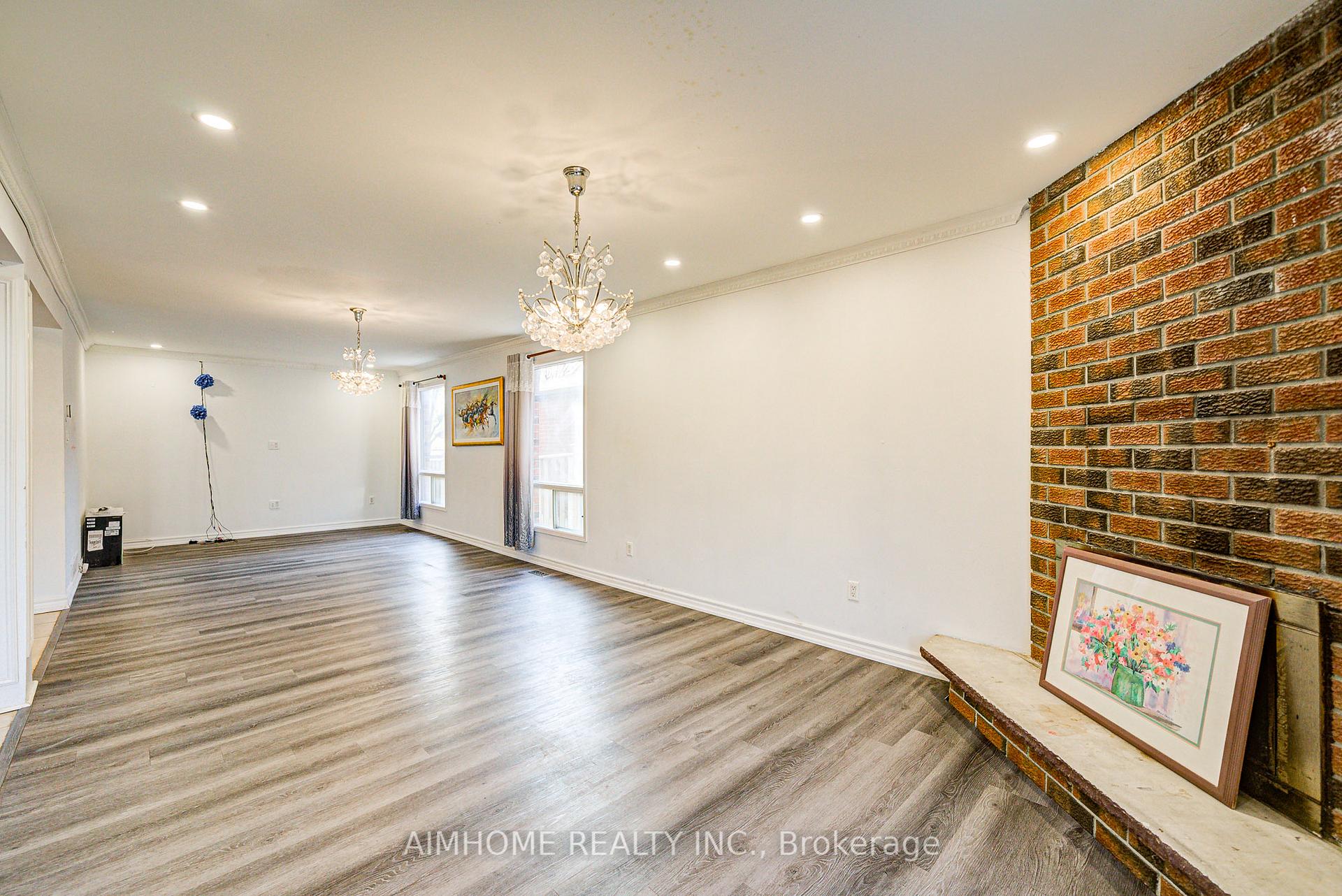 Photo 12 of 133 Ashmore Crescent, Markham, Milliken Mills East — HOMEH