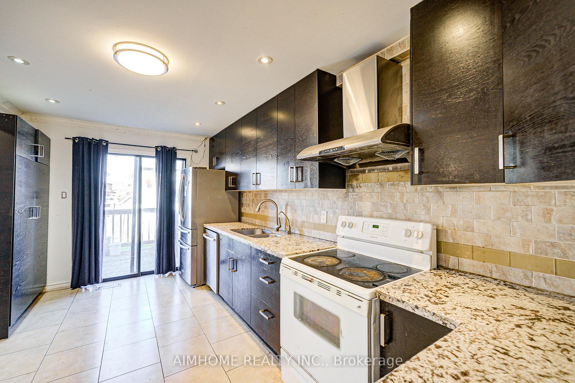 Photo 15 of 133 Ashmore Crescent, Markham, Milliken Mills East — HOMEH