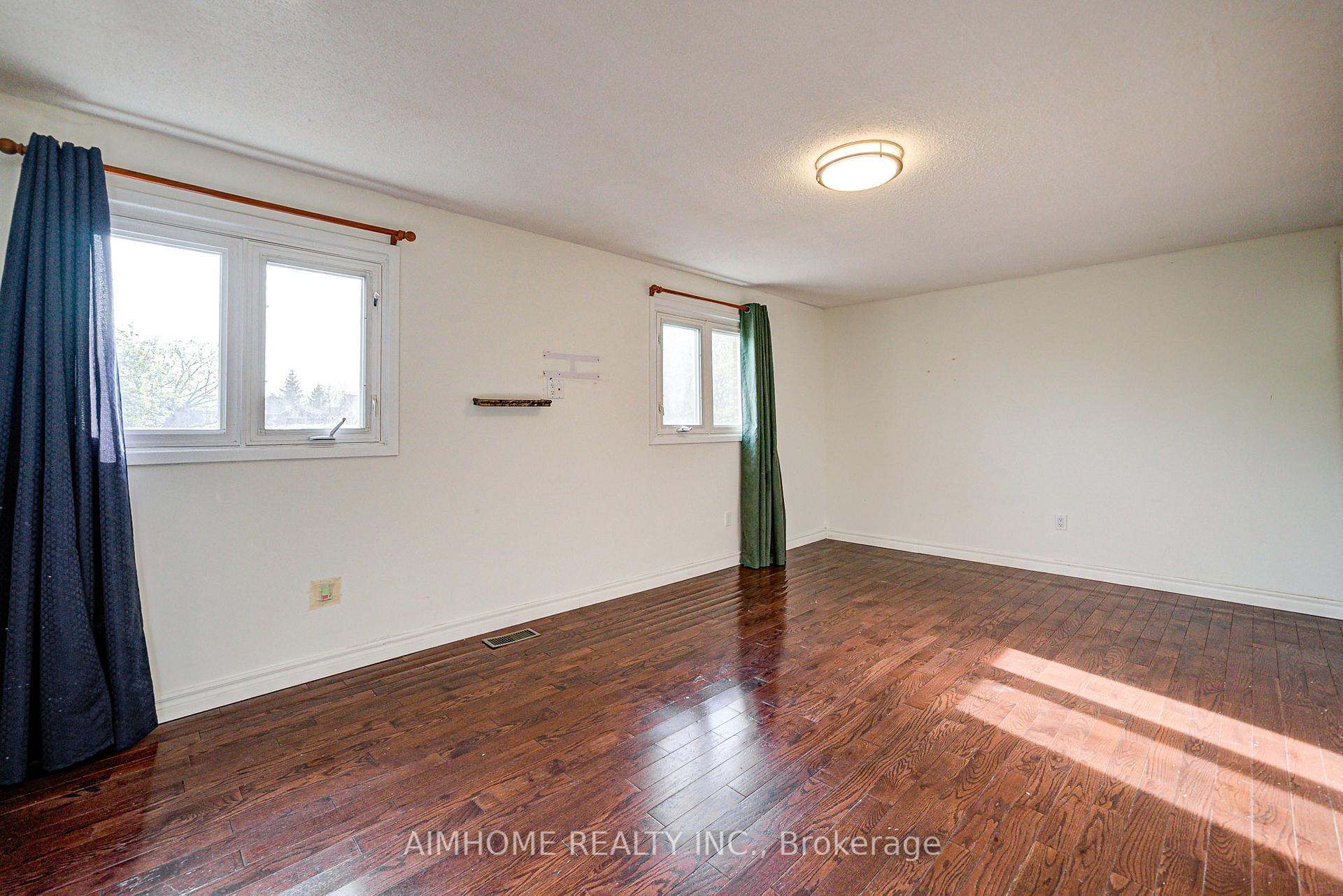 Photo 17 of 133 Ashmore Crescent, Markham, Milliken Mills East — HOMEH