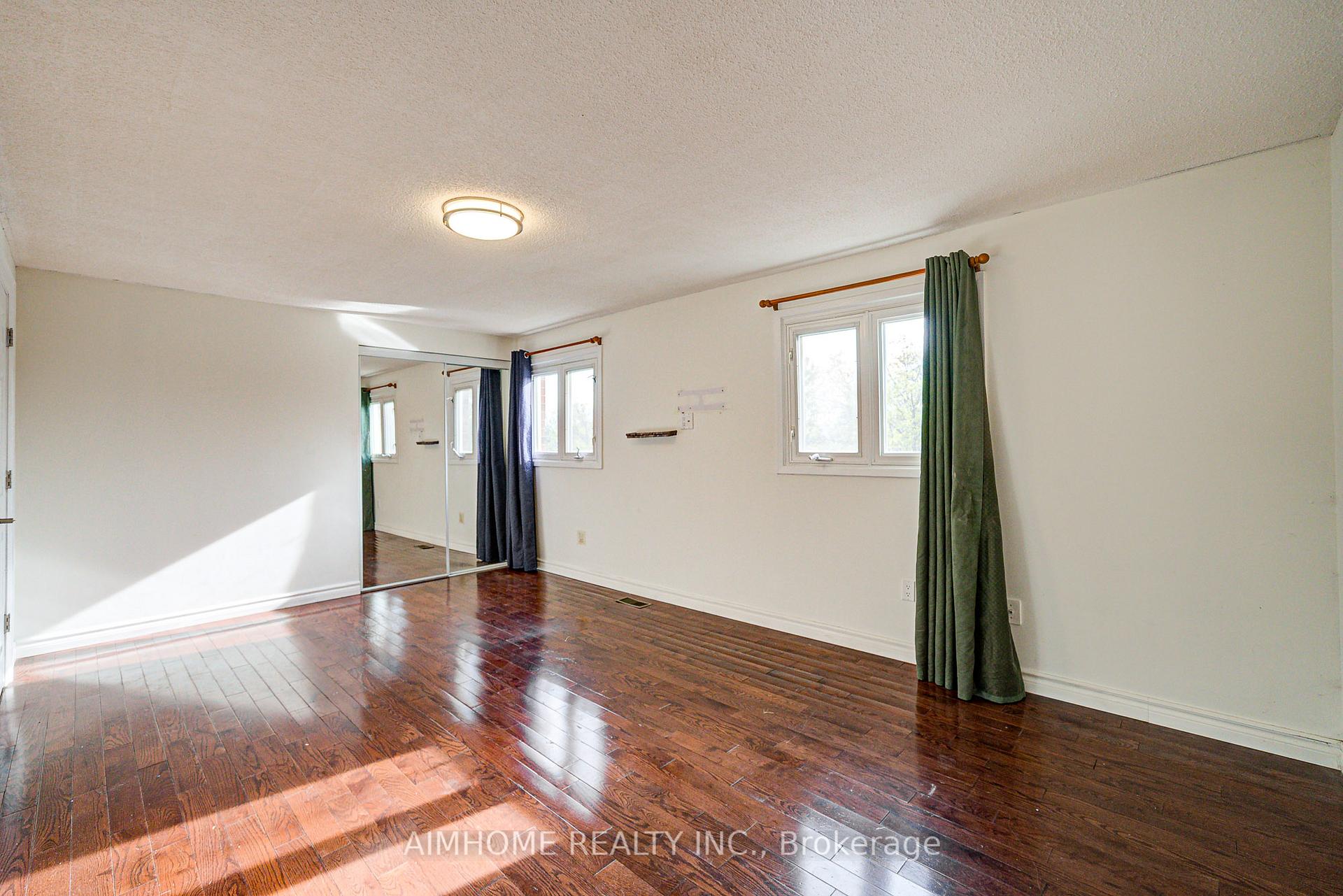 Photo 19 of 133 Ashmore Crescent, Markham, Milliken Mills East — HOMEH
