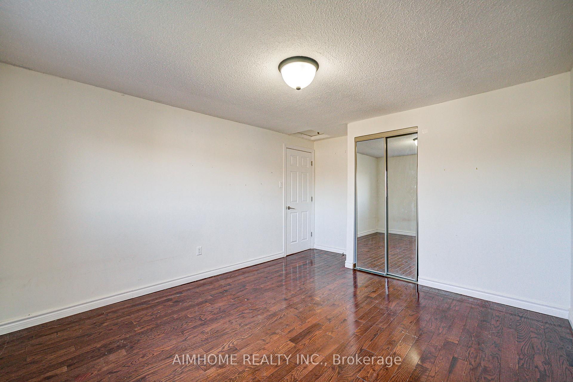 Photo 22 of 133 Ashmore Crescent, Markham, Milliken Mills East — HOMEH