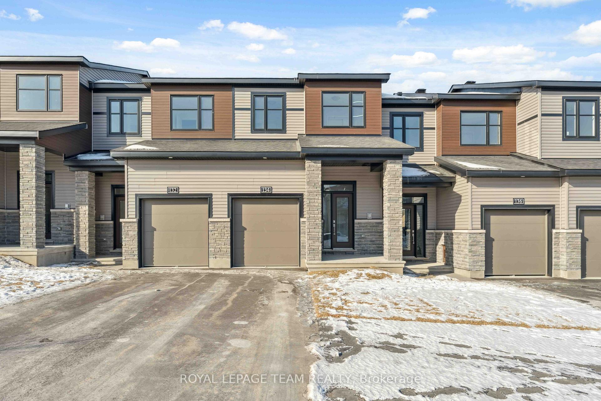 Photo 1 of 134 Invention Boulevard, Ottawa, Kanata - Morgan's Grant/South March — HOMEH
